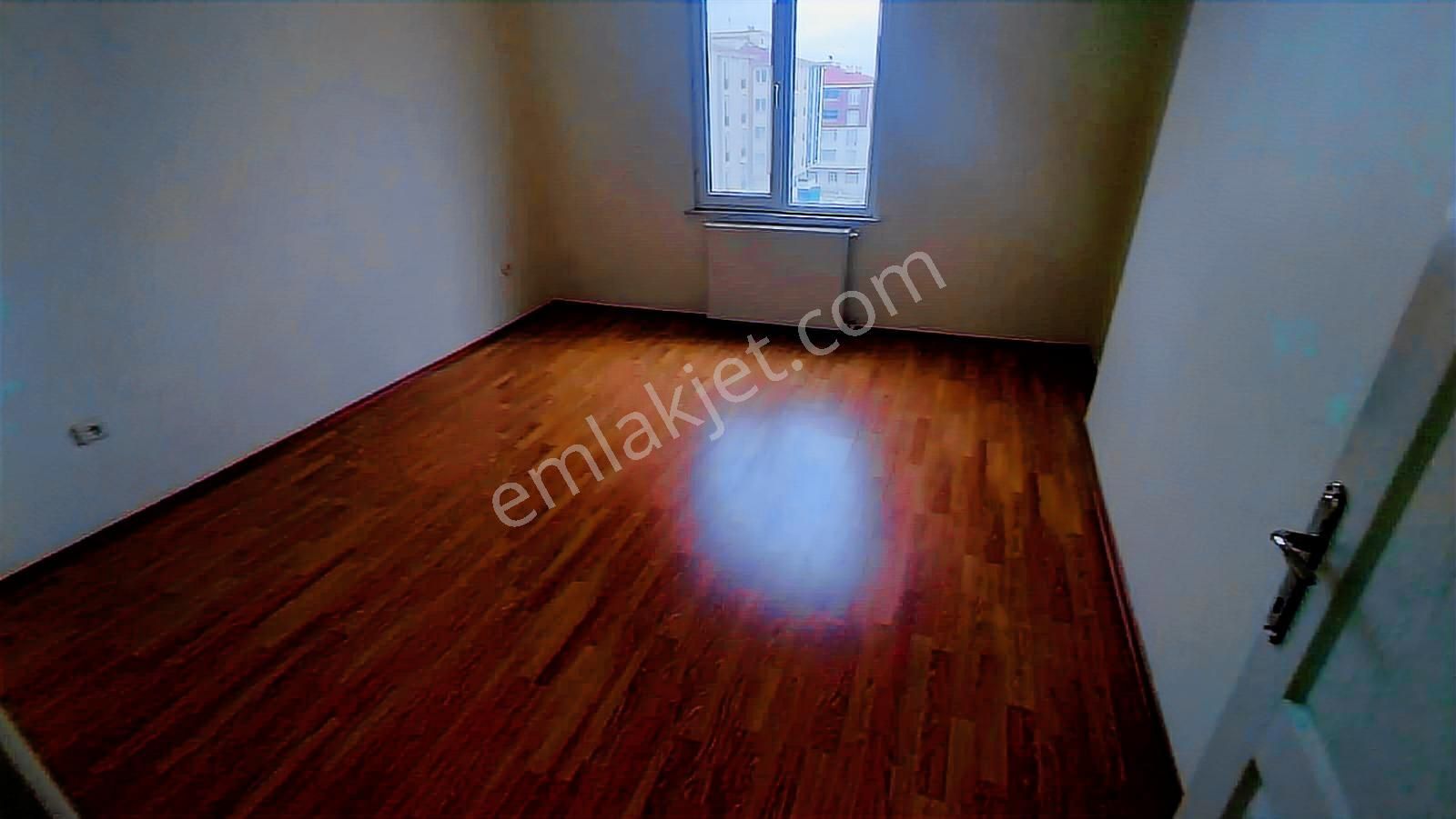 Harika Konumlu Varol Konakları İki Bloklu Sitede Satılık Daire - Görsel 28