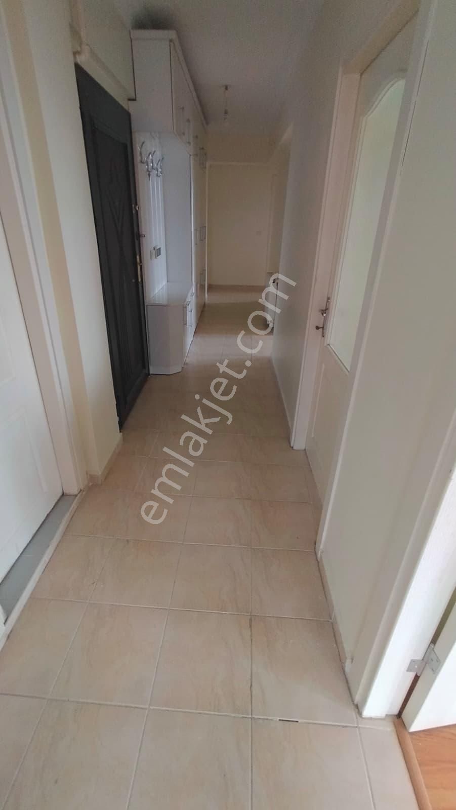 Harika Konumlu Varol Konakları İki Bloklu Sitede Satılık Daire - Görsel 7