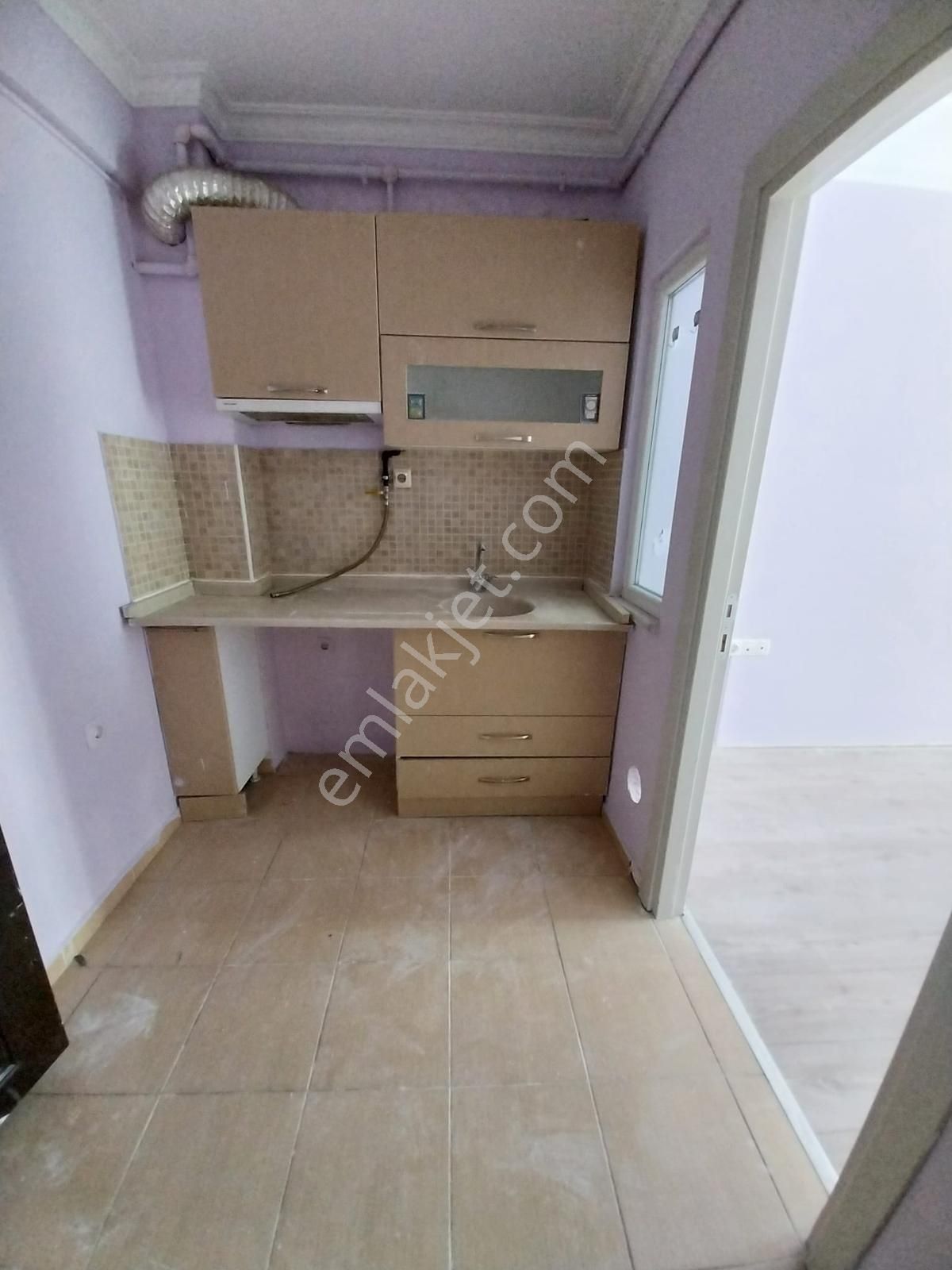 Bahçelievler Mh İstanbul Sk. Asansörlü Boyalı Kiralık 1+1 Daire - Görsel 4