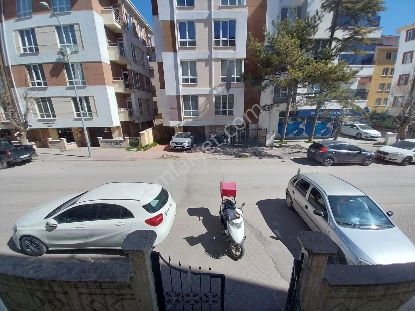 Bahçelievler Mh İstanbul Sk. Asansörlü Boyalı Kiralık 1+1 Daire - Görsel 10