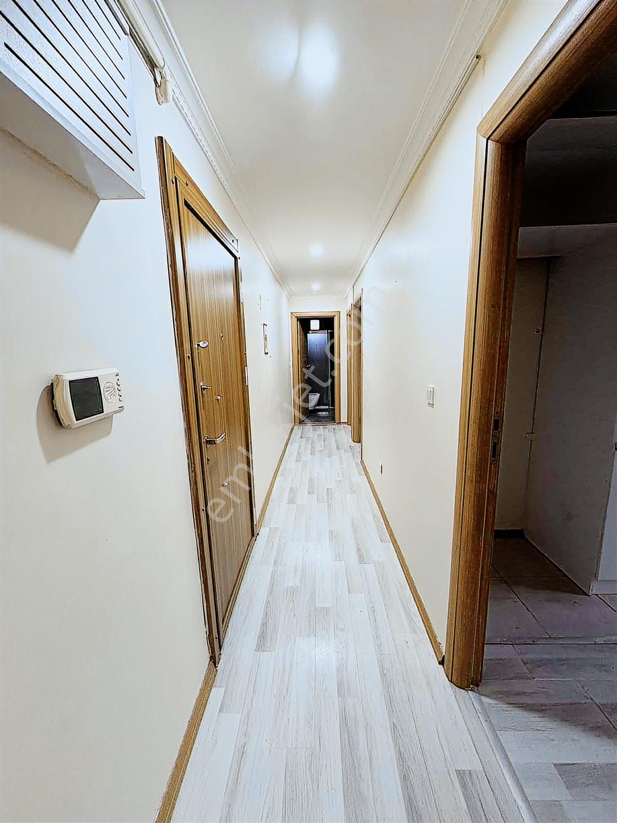 Yoldaş İnş Satılık 2+1 95 M2 2.kat Asansörlü Ebevyn Banyolu D. - Görsel 23