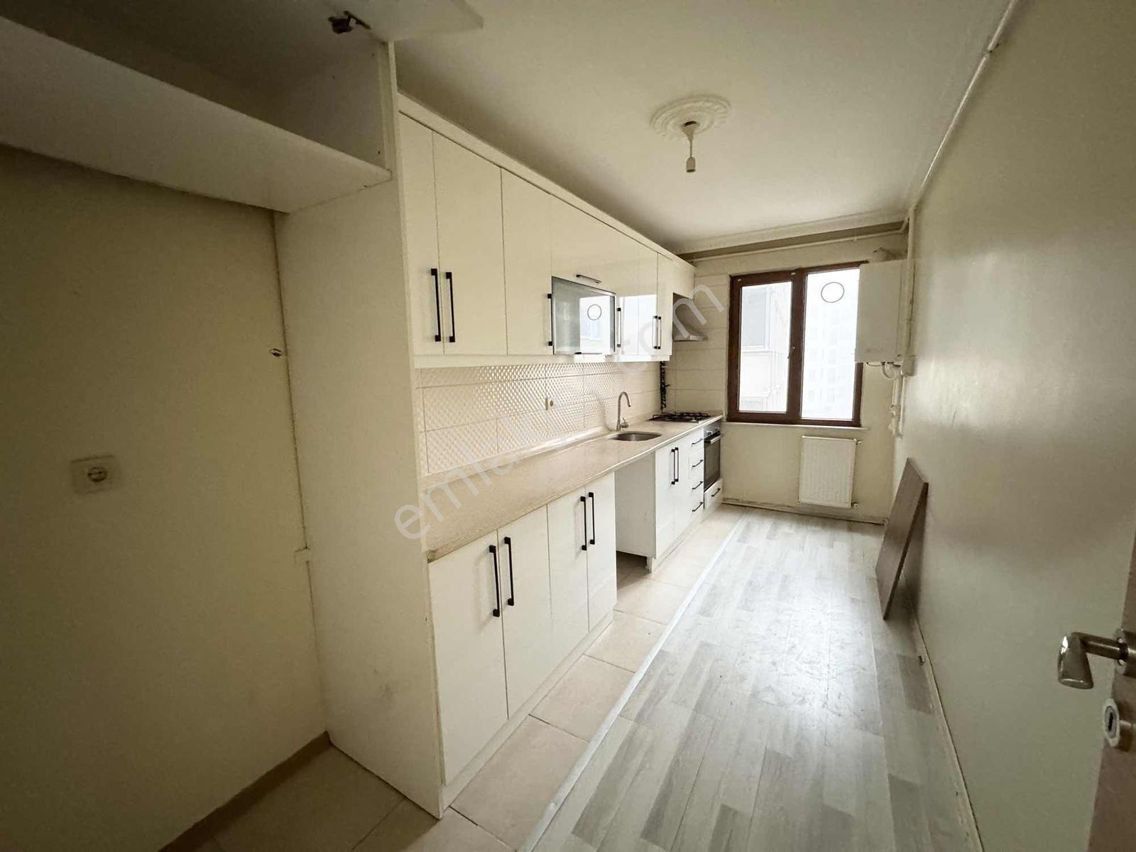 Yoldaş İnş Satılık 2+1 95 M2 2.kat Asansörlü Ebevyn Banyolu D. - Görsel 15
