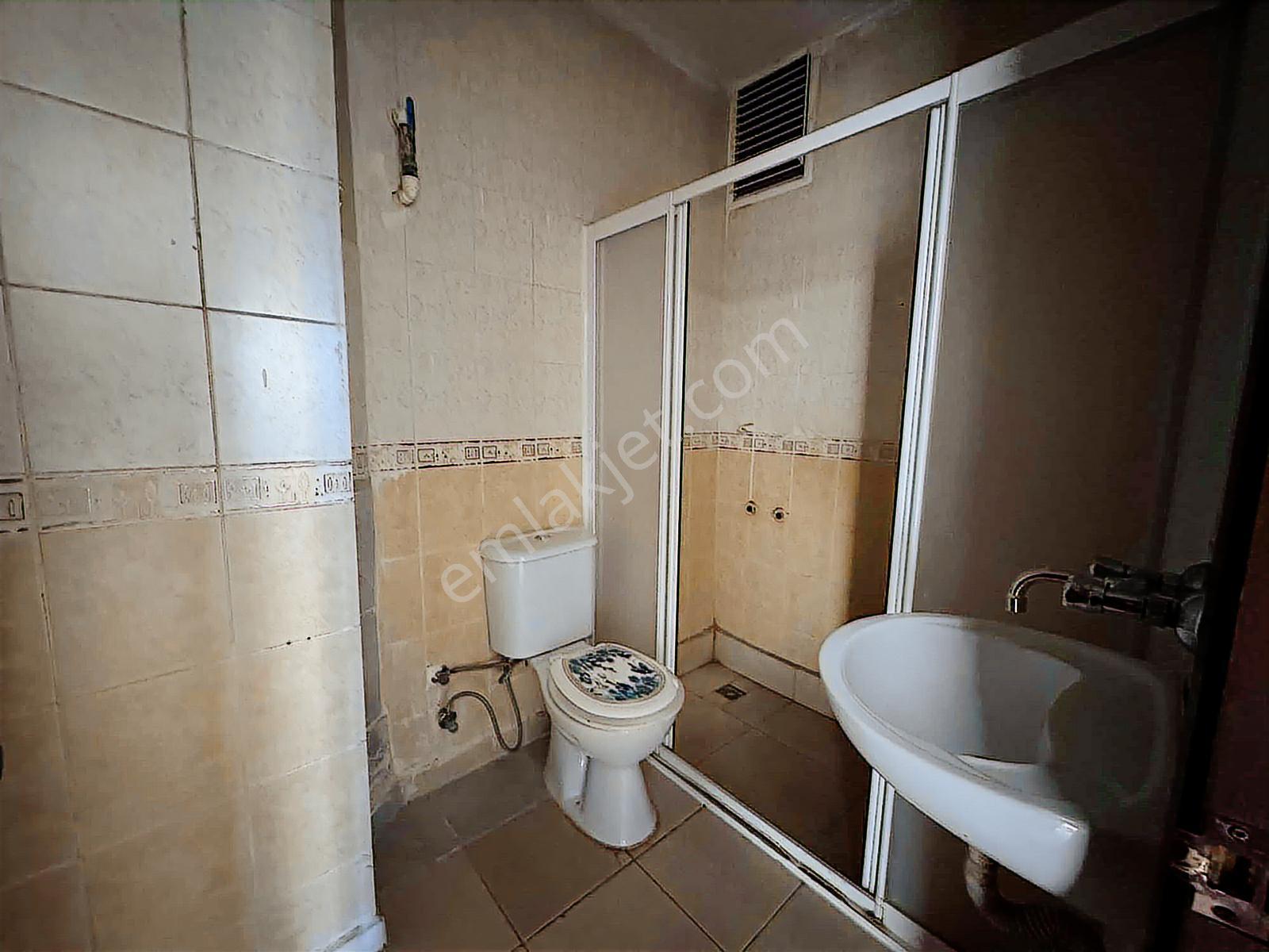 Net Emlaktan Selçuk Üniversitesi Karşısında Bakımlı 3+1 Daire - Görsel 25
