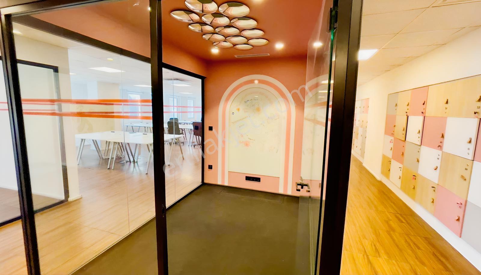 Maslak Metro Yakını Noramin İş Merkezinde Kiralık Ofis 1290 M2 - Görsel 24
