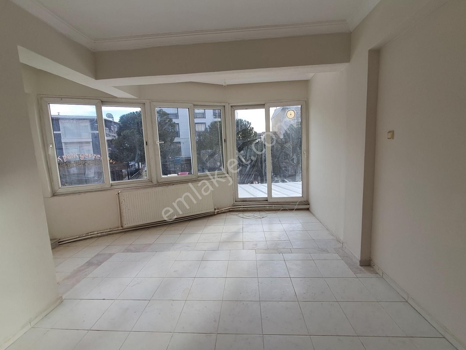 Yavuz Caddesinde Güney Cephe 3+1 Kiralık Daire - Görsel 28