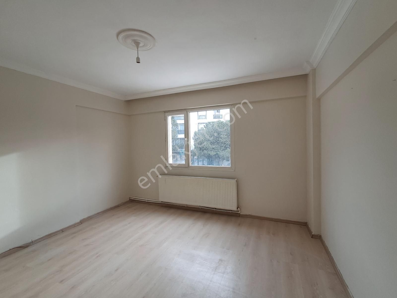 Yavuz Caddesinde Güney Cephe 3+1 Kiralık Daire - Görsel 15