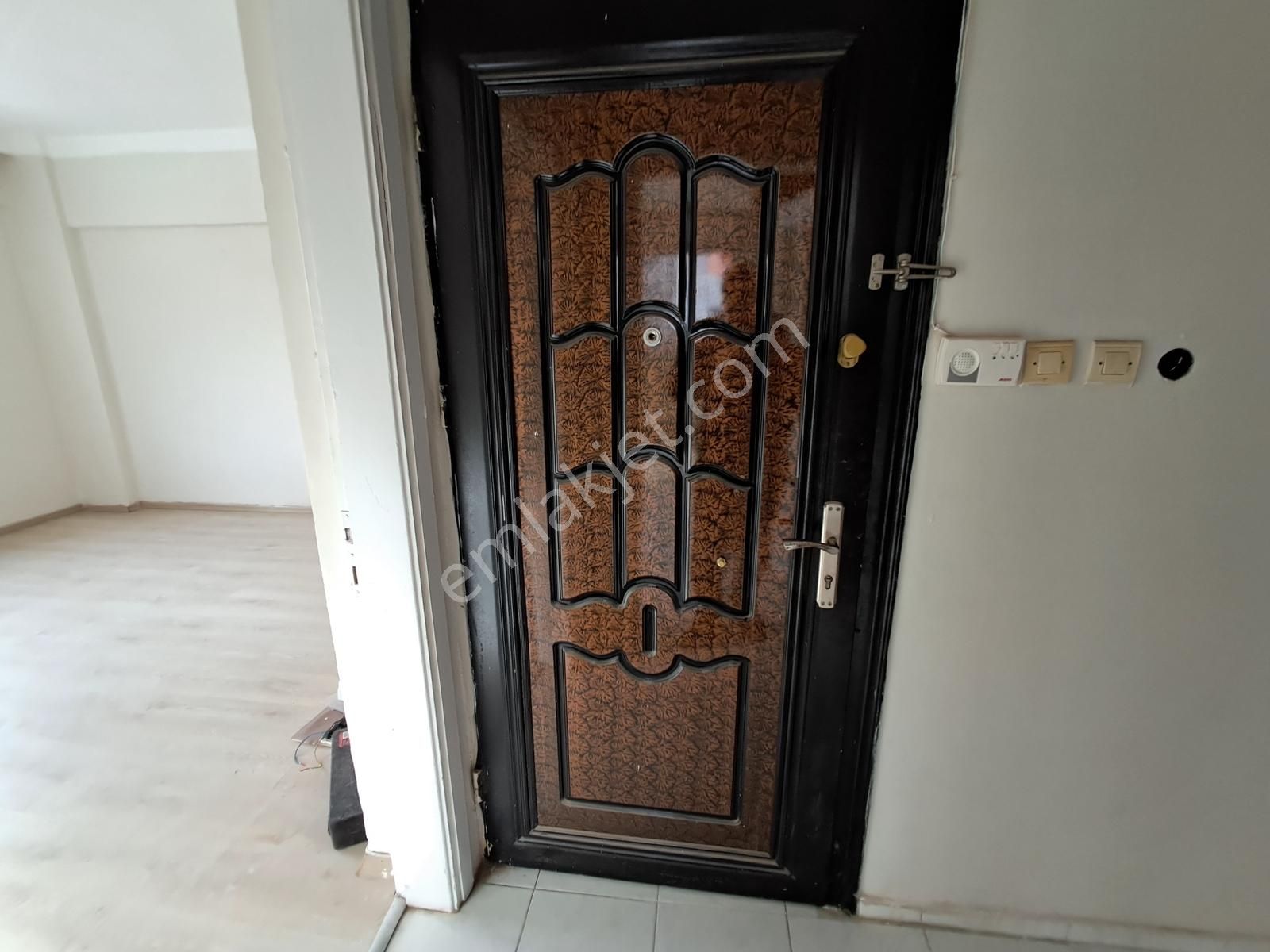 Yavuz Caddesinde Güney Cephe 3+1 Kiralık Daire - Görsel 13