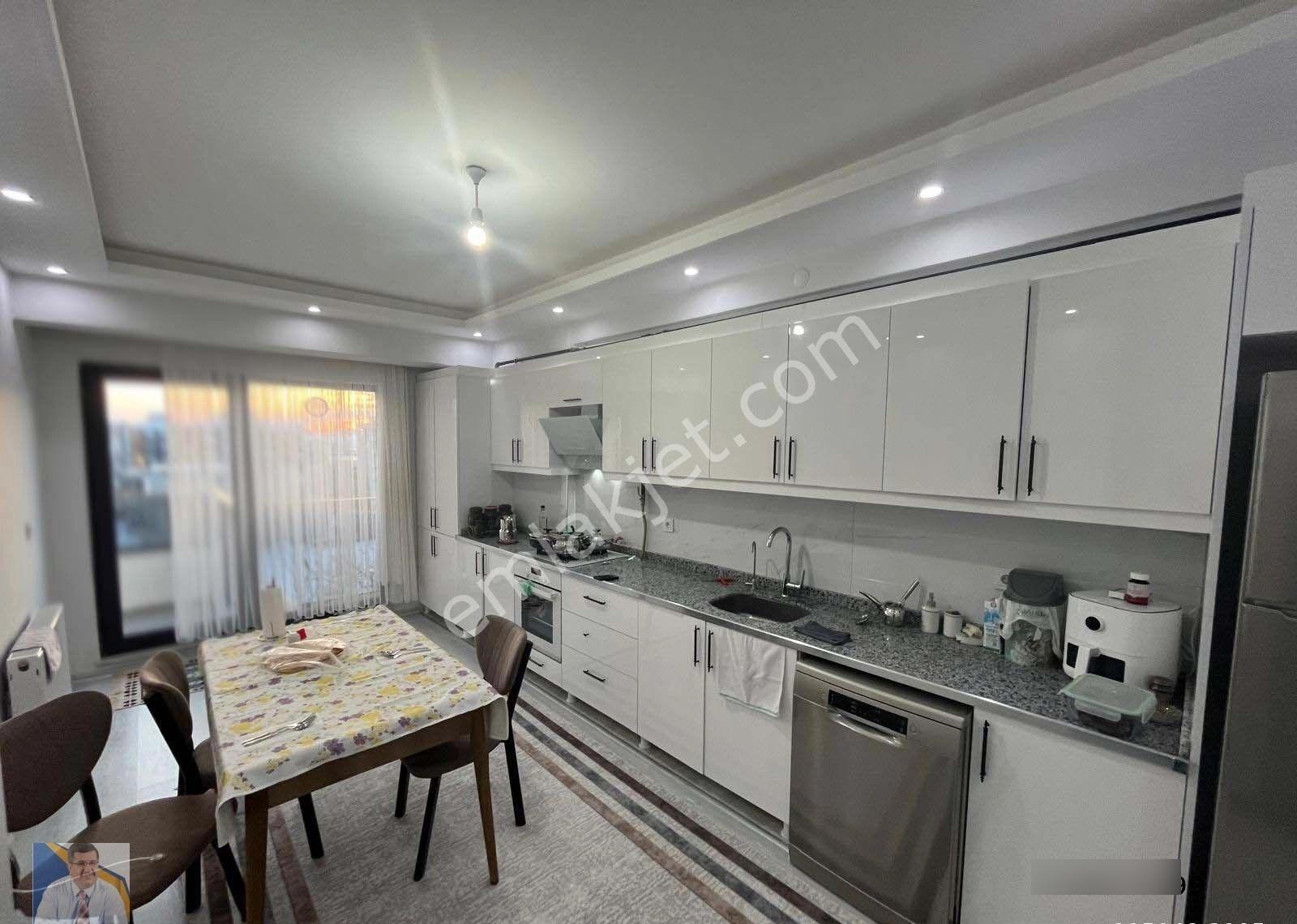 Alipaşa Mahallesinde Yeni Yapı Satılık 2+1 Daire