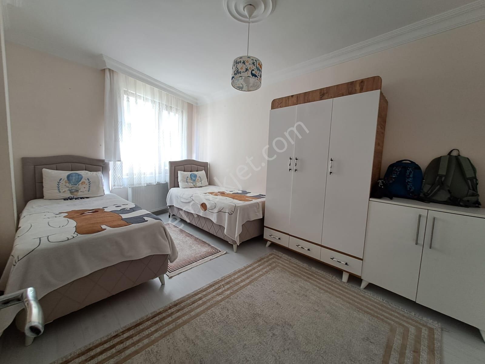 Sefaköyde Satılık 2+1 Daire Metrobüs Ve Toplu Ulaşıma Yakın - Görsel 26