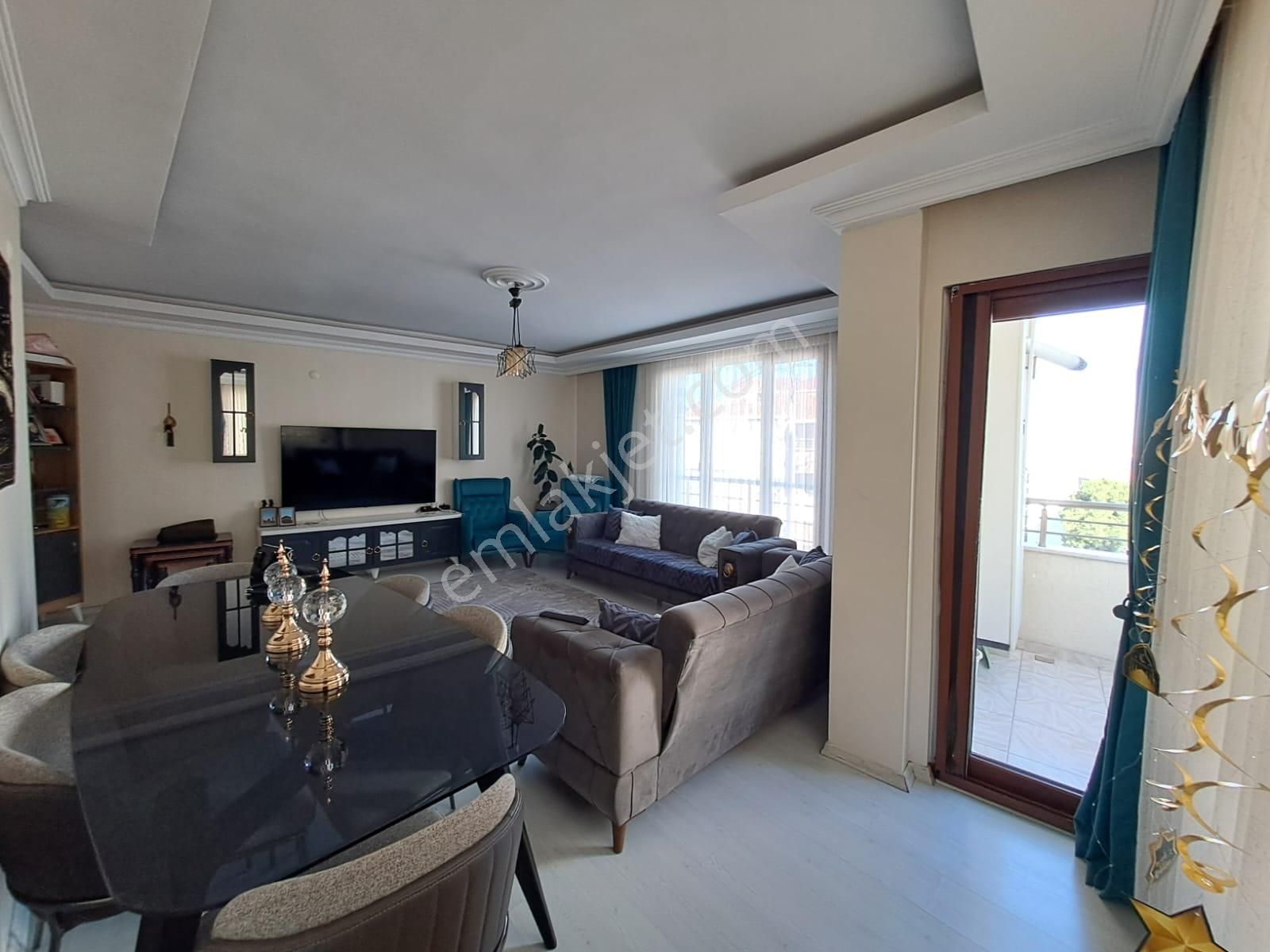 Sefaköyde Satılık 2+1 Daire Metrobüs Ve Toplu Ulaşıma Yakın - Görsel 10