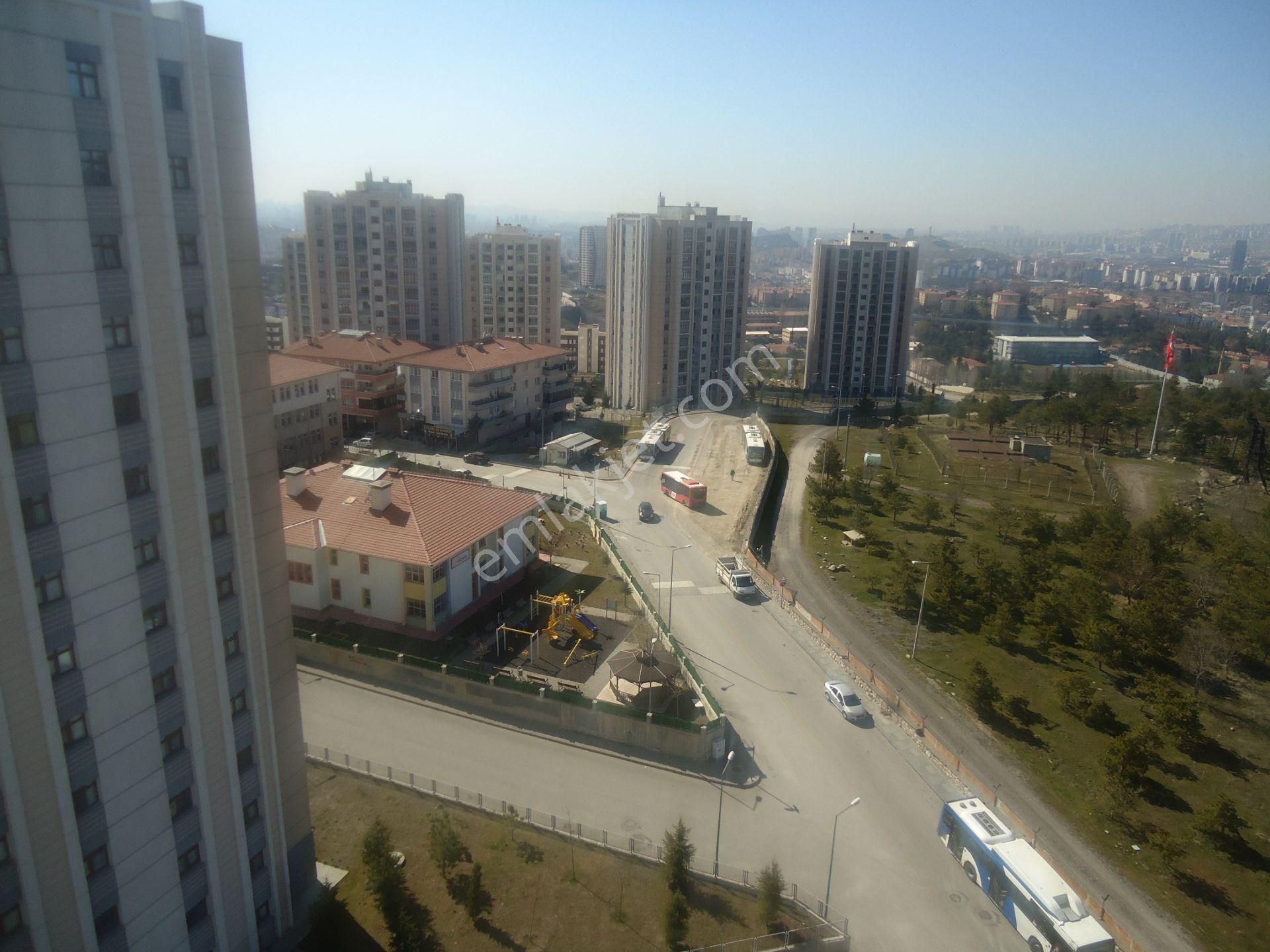 Krc'den Manzaralı Merkezi Konumda Satılık 3+1 Daire - Görsel 27