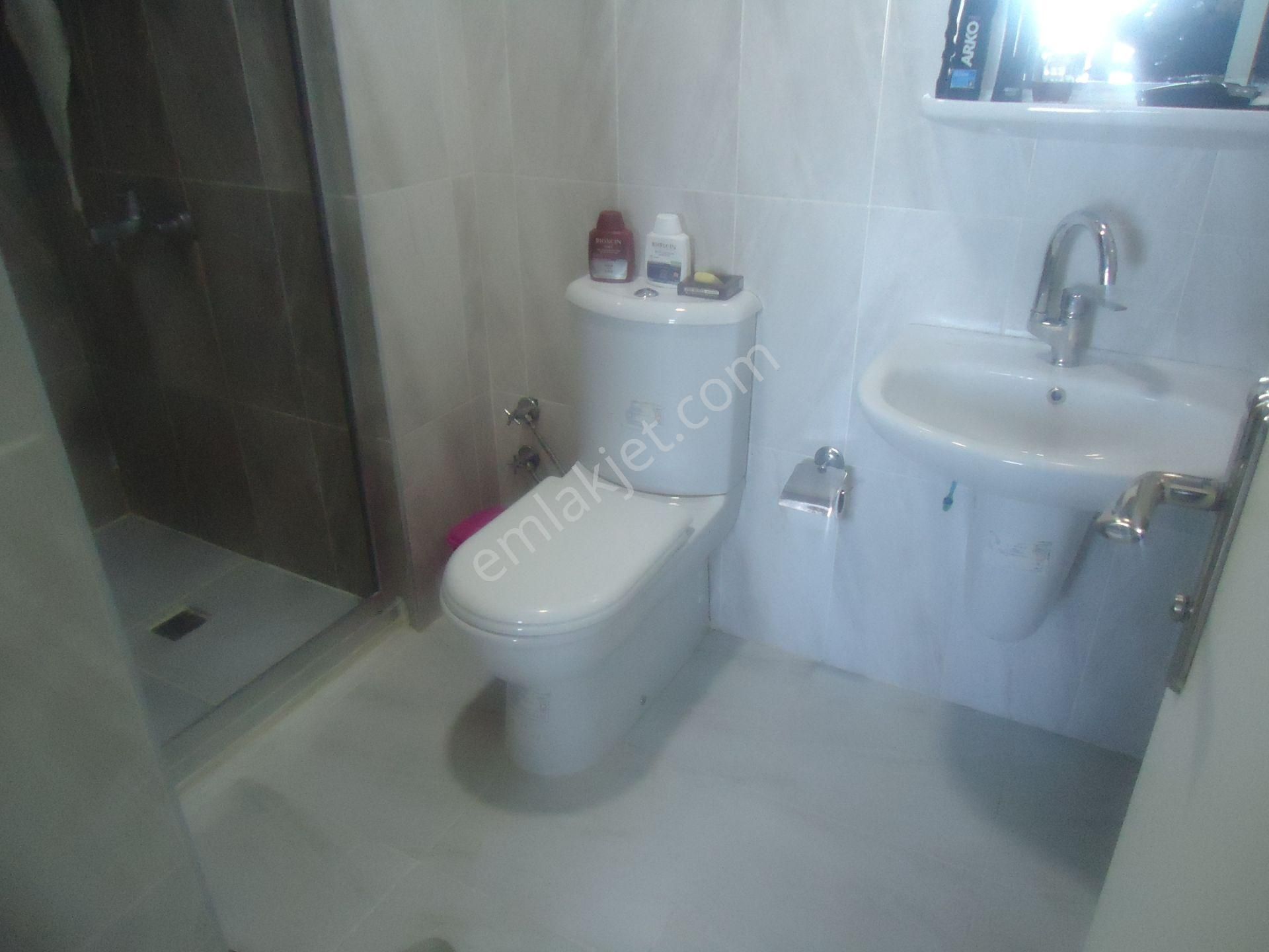 Krc'den Manzaralı Merkezi Konumda Satılık 3+1 Daire - Görsel 16