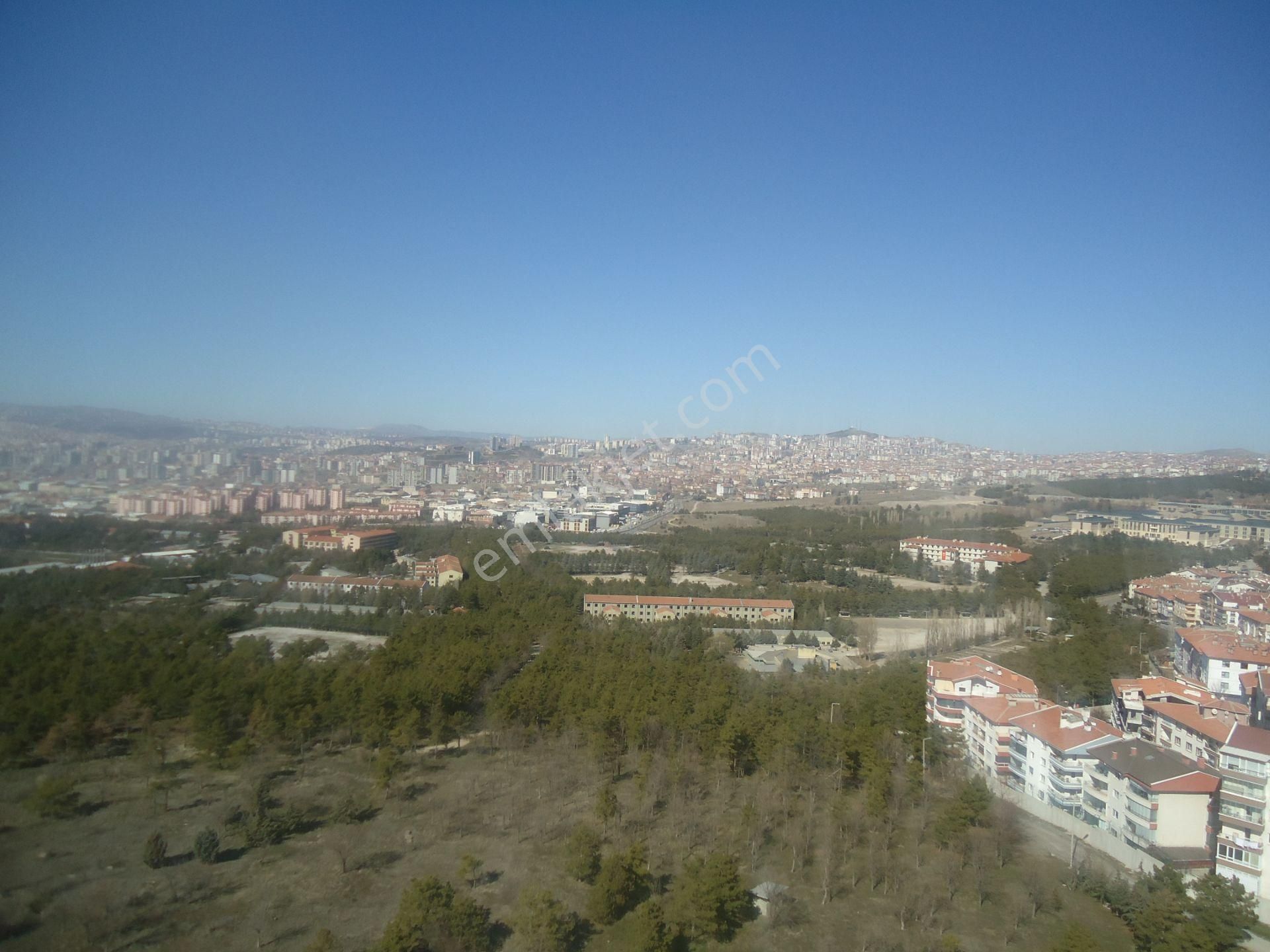 Krc'den Manzaralı Merkezi Konumda Satılık 3+1 Daire - Görsel 22