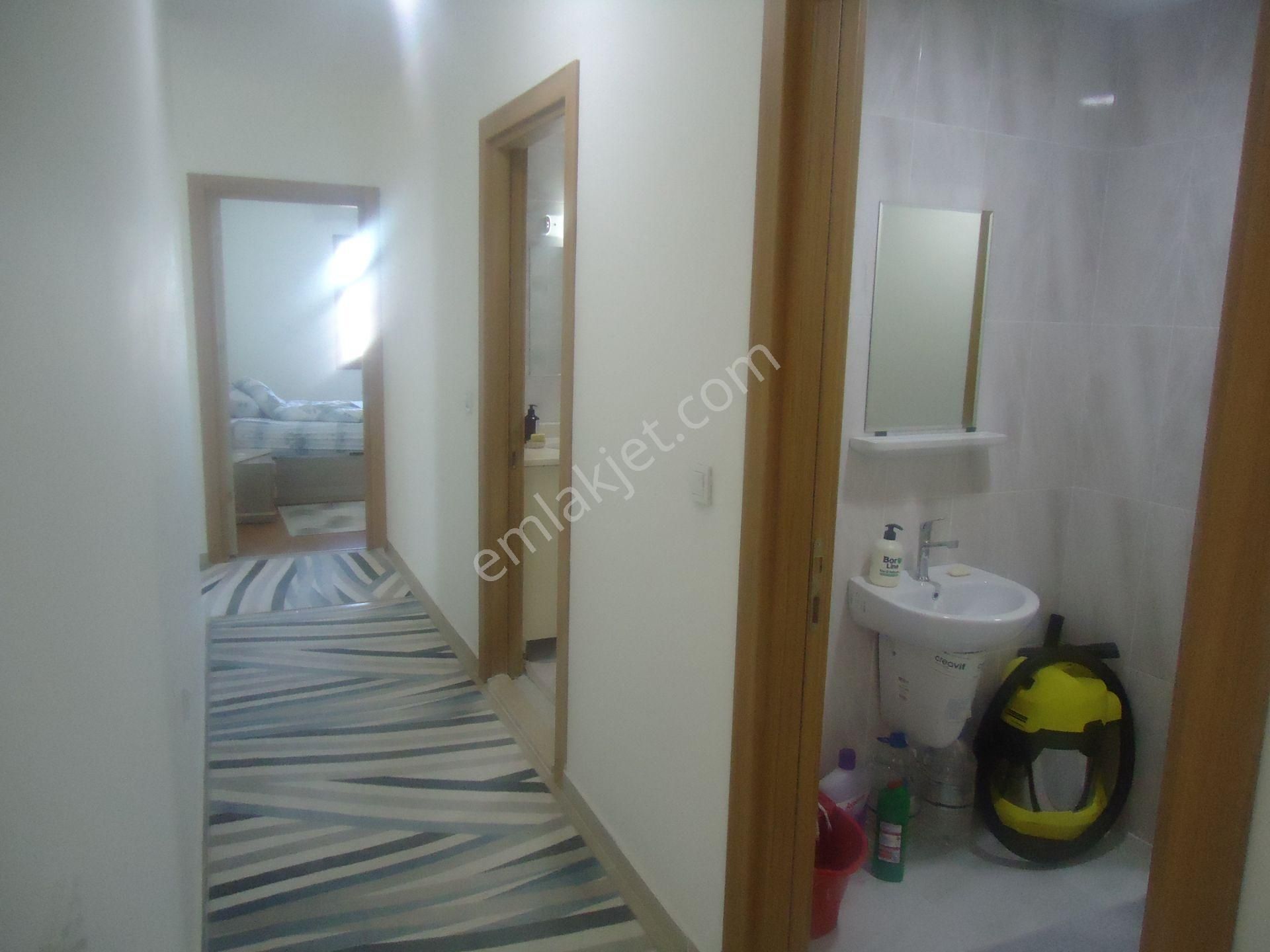 Krc'den Manzaralı Merkezi Konumda Satılık 3+1 Daire - Görsel 8