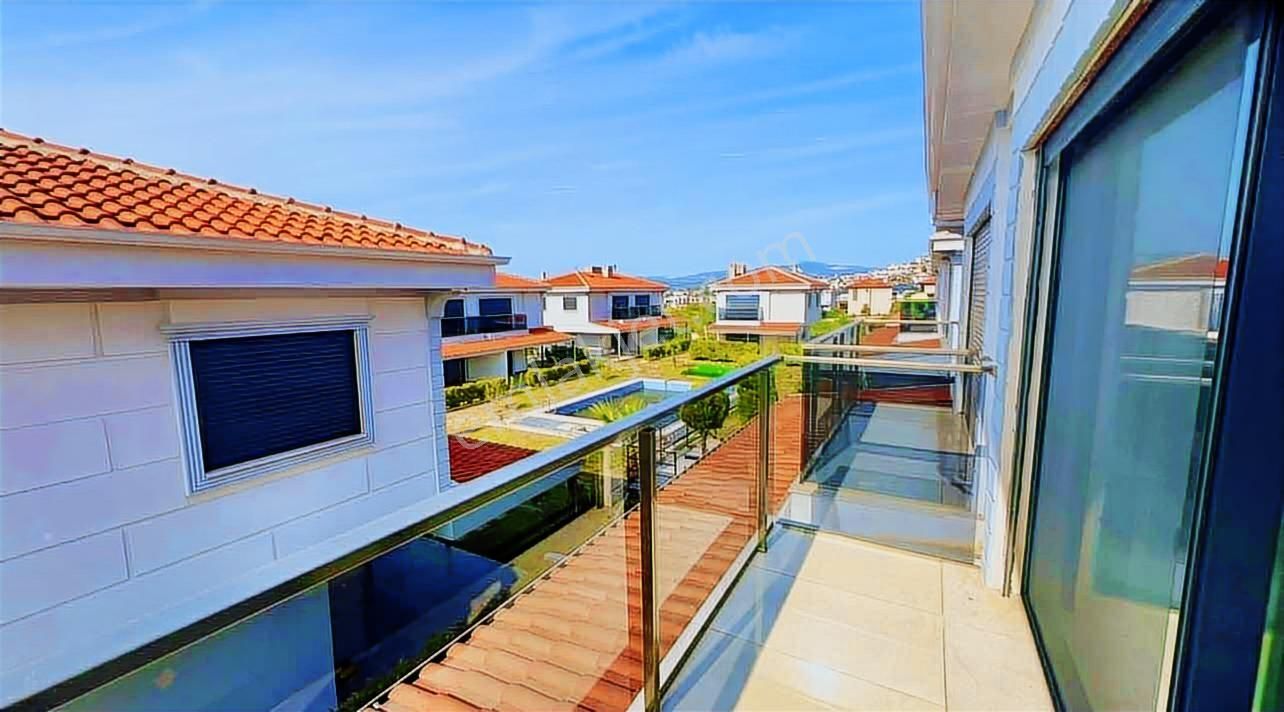 Plajlara Ve Milli Parka Yakın, Yeni Ve Şık 3+1 Villa - Görsel 16