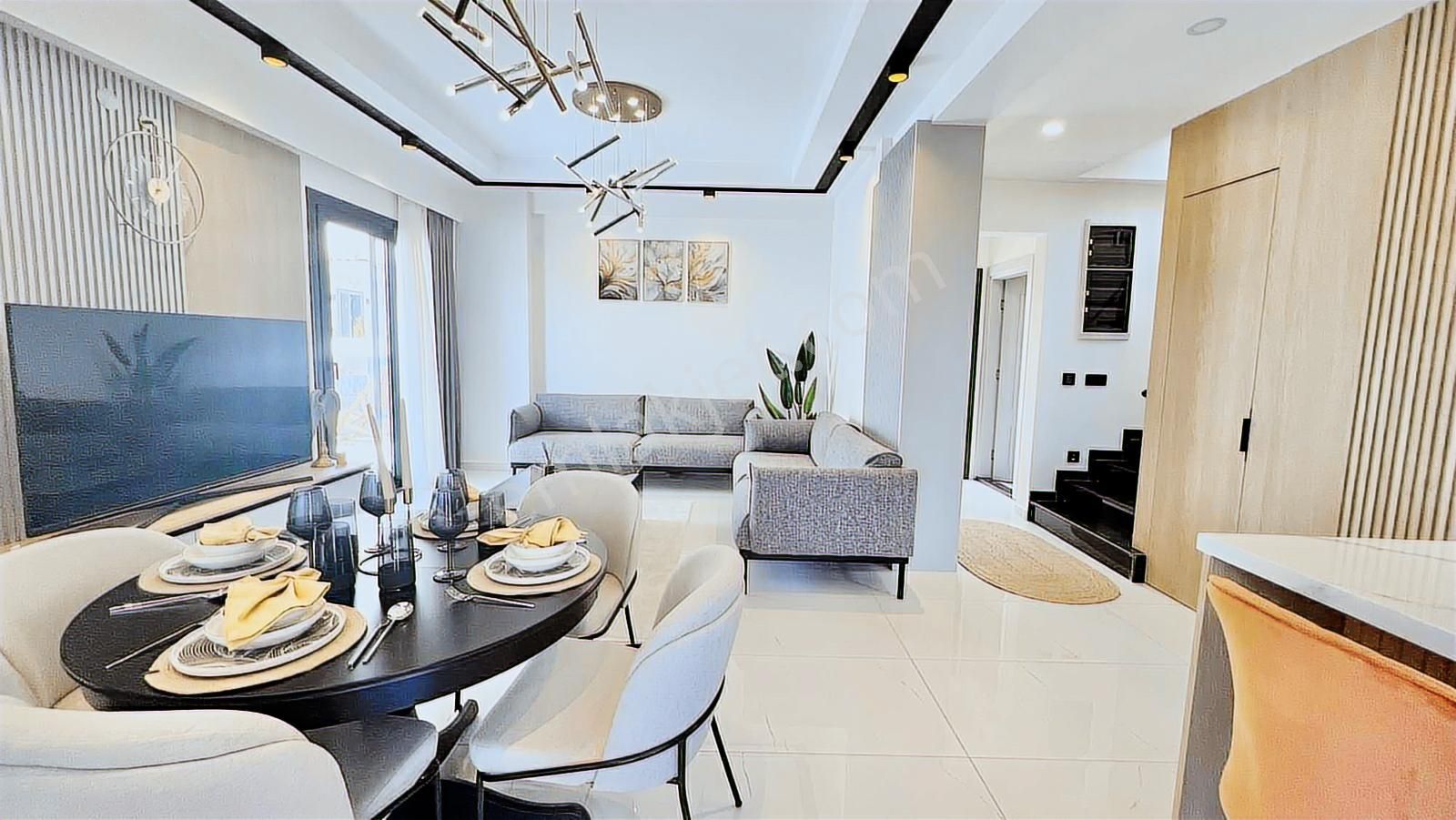 Tam Müstakil Sıfır 3+1 Havuzlu Otoparklı Villa - Görsel 11