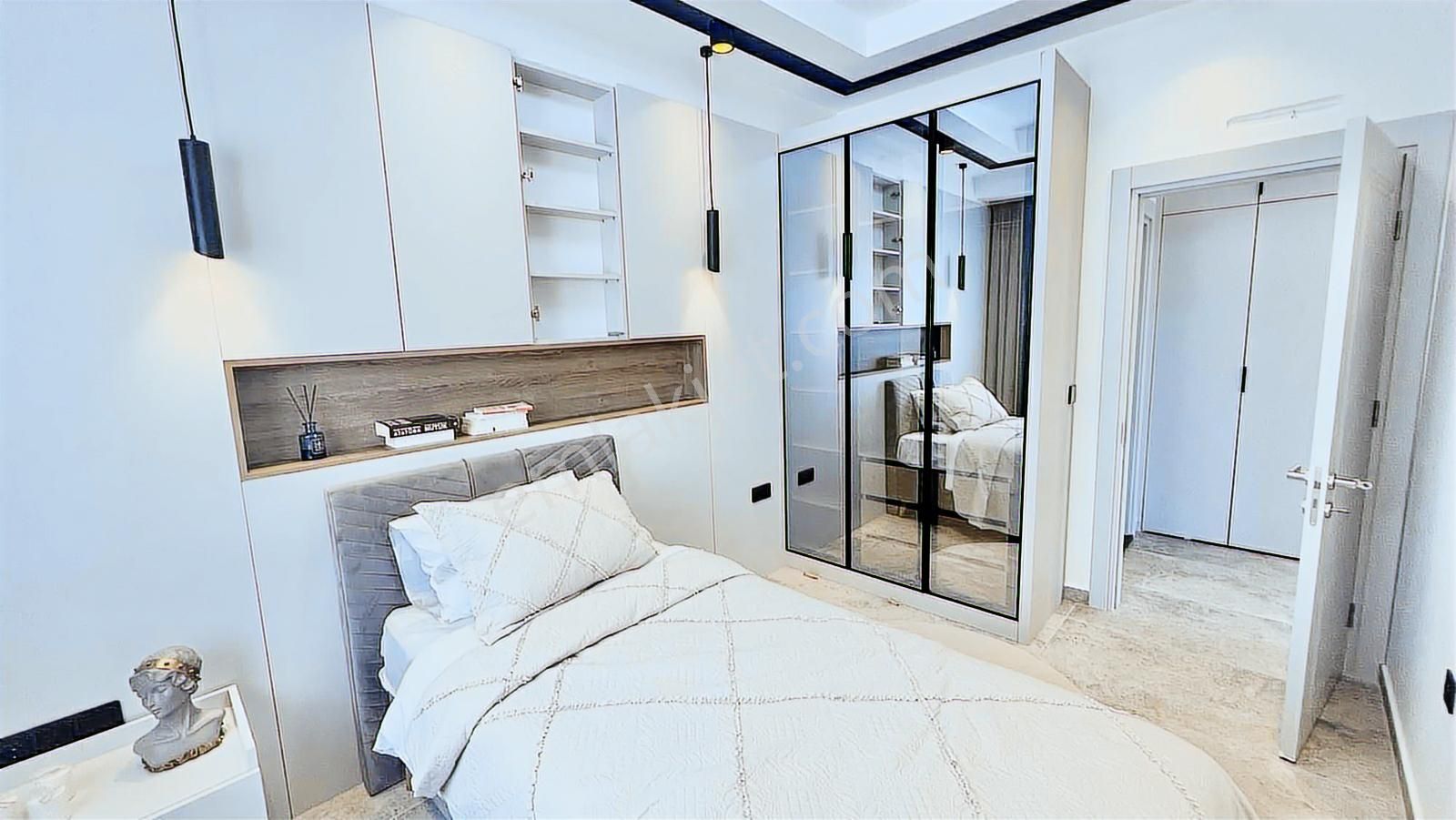 Tam Müstakil Sıfır 3+1 Havuzlu Otoparklı Villa - Görsel 18