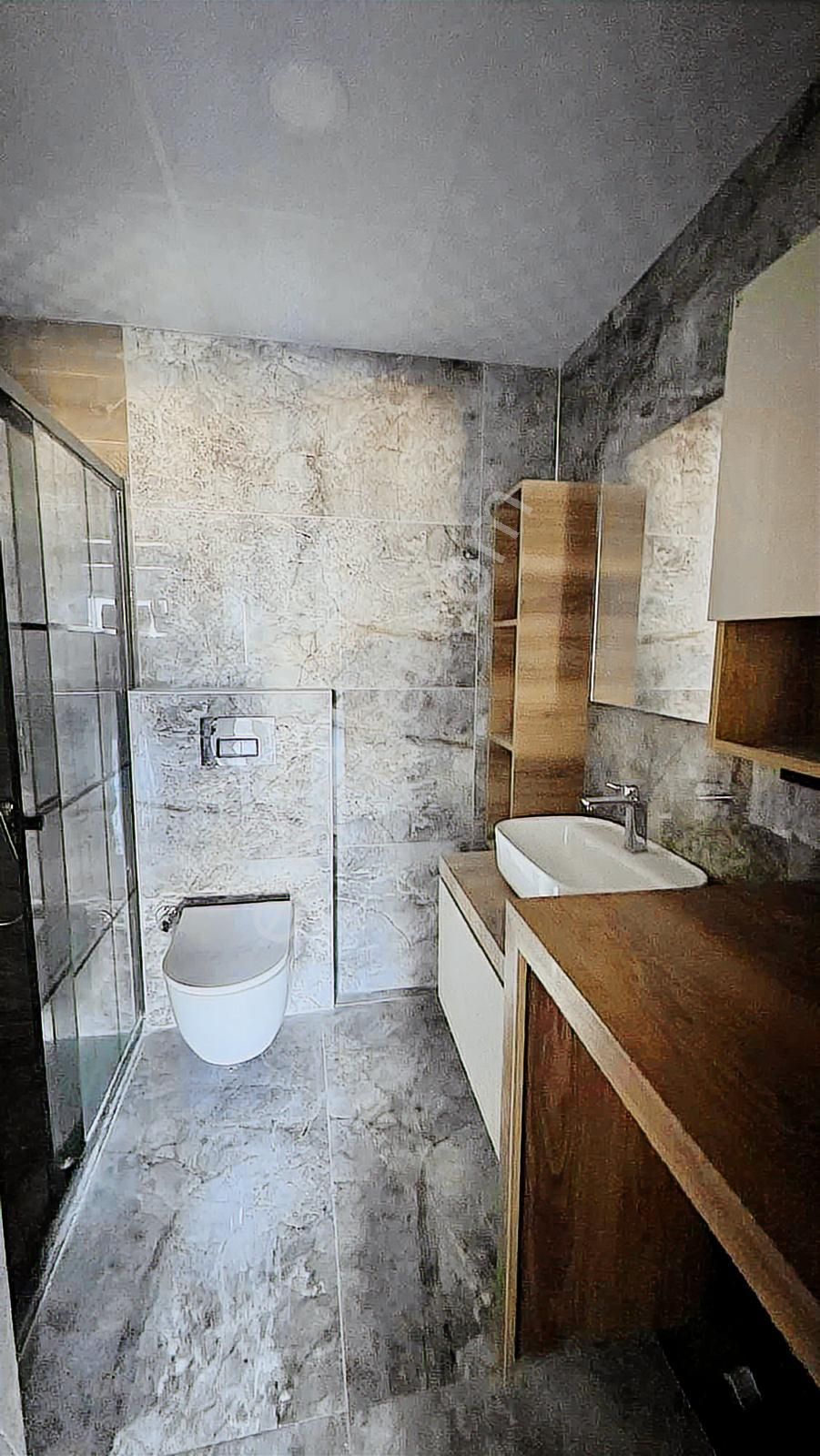 Kuşadası Ege Mah. Lüks 2+1 Sıfır Ara Kat - Görsel 24