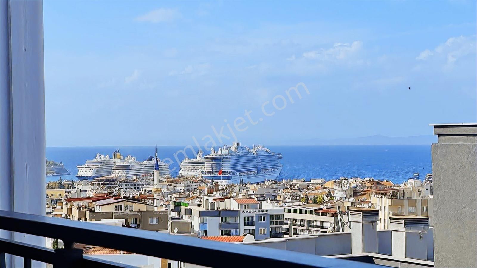 Kuşadası Ege Mah. Lüks 2+1 Sıfır Ara Kat