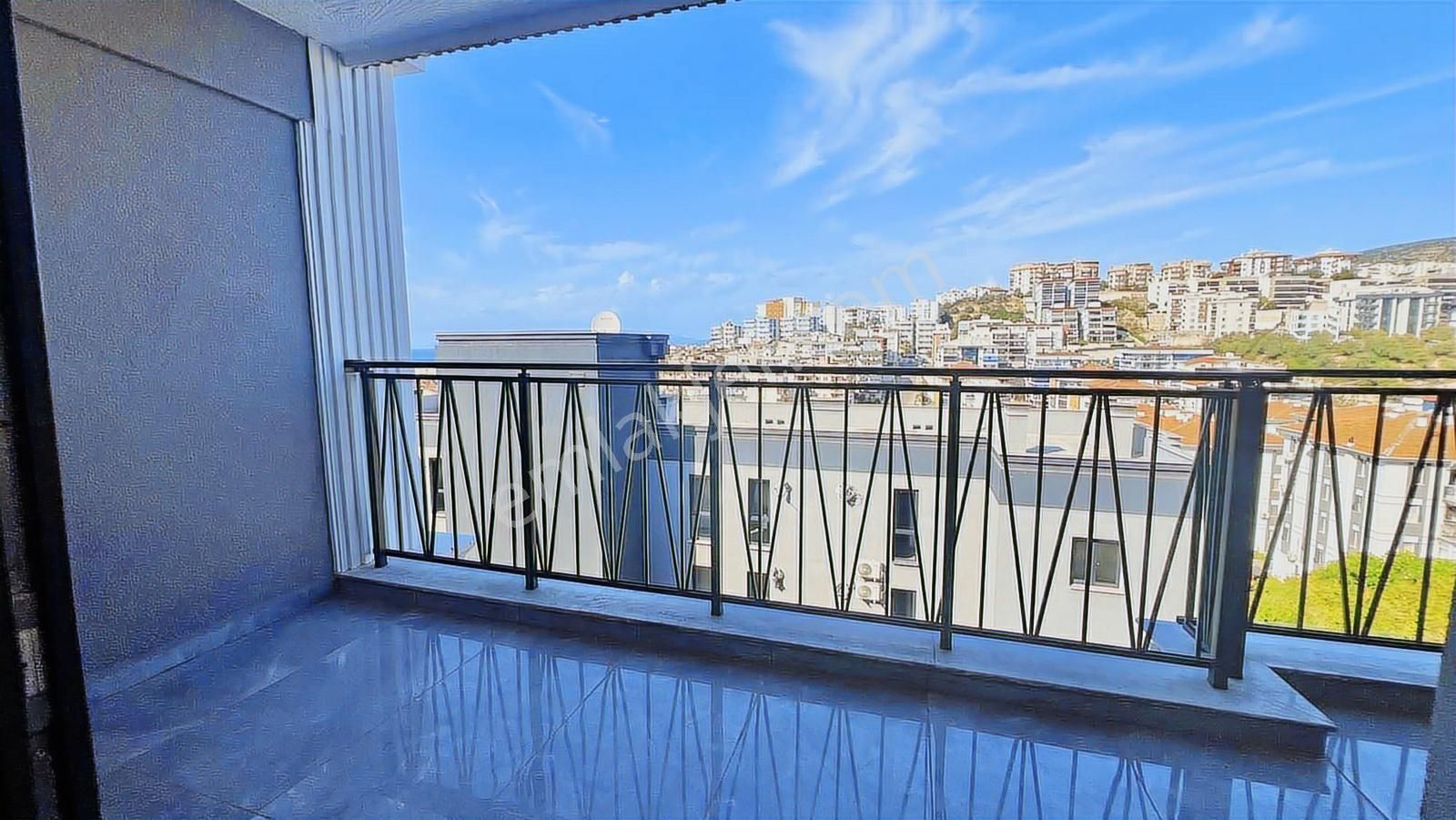 Kuşadası Ege Mah. Lüks 2+1 Sıfır Ara Kat - Görsel 28