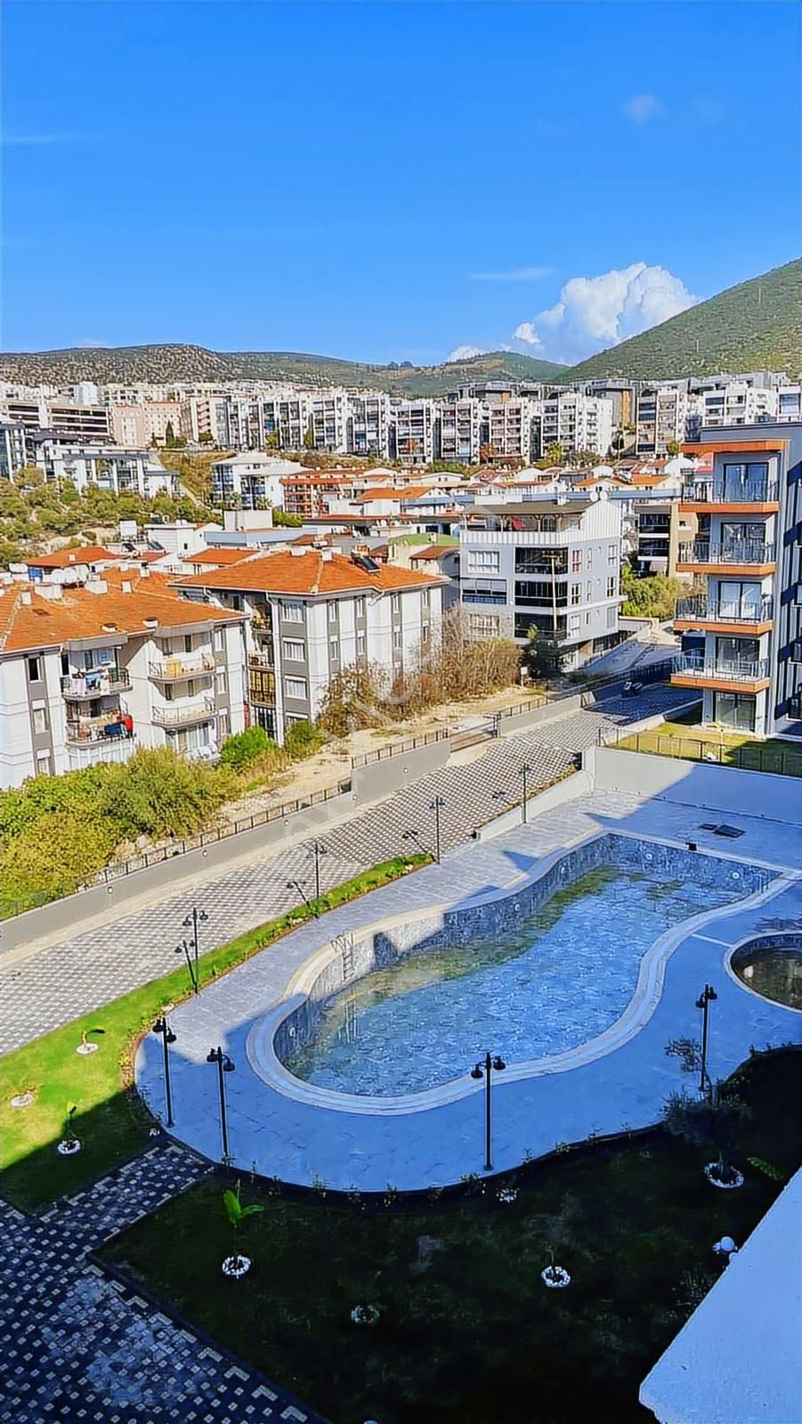 Kuşadası Ege Mah. Lüks 2+1 Sıfır Ara Kat - Görsel 8
