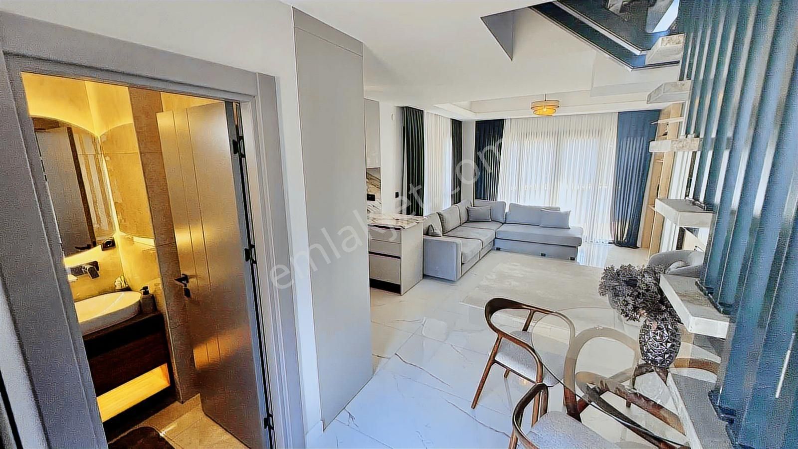 Plaja 600 Metre Lüks Müstakil Sıfır Villa 3+1 - Görsel 29