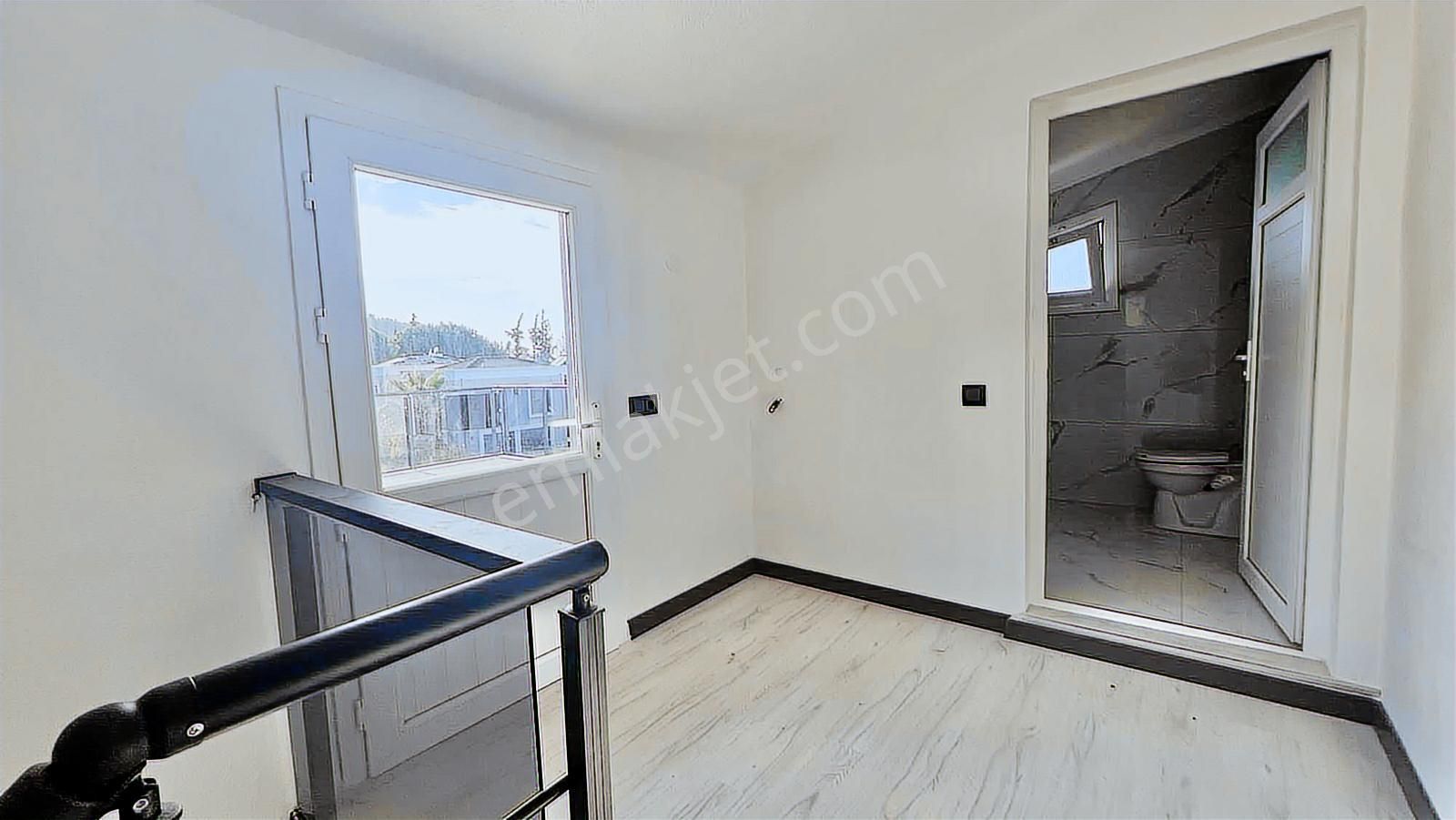 Tek Villa Bağımsız 350 M2 4+1 Triplex - Görsel 5