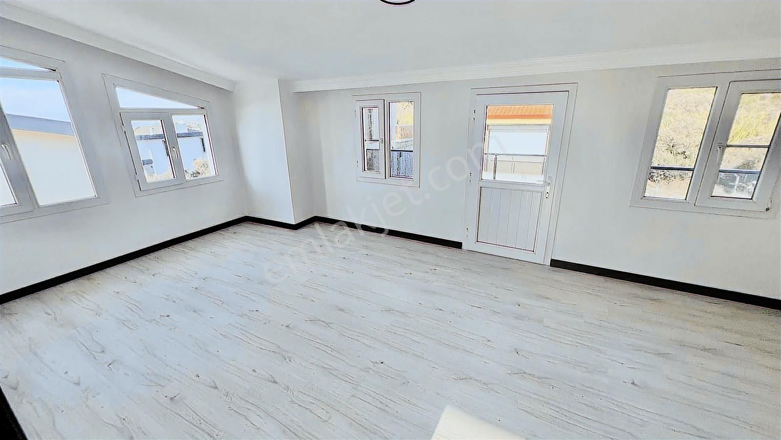 Tek Villa Bağımsız 350 M2 4+1 Triplex - Görsel 26