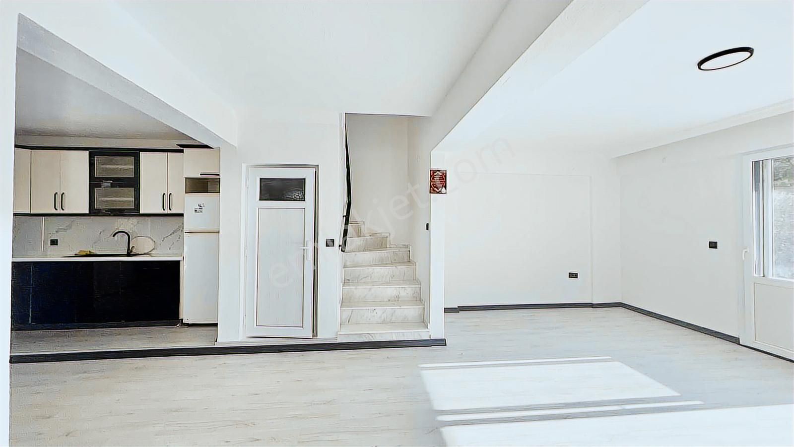 Tek Villa Bağımsız 350 M2 4+1 Triplex - Görsel 31