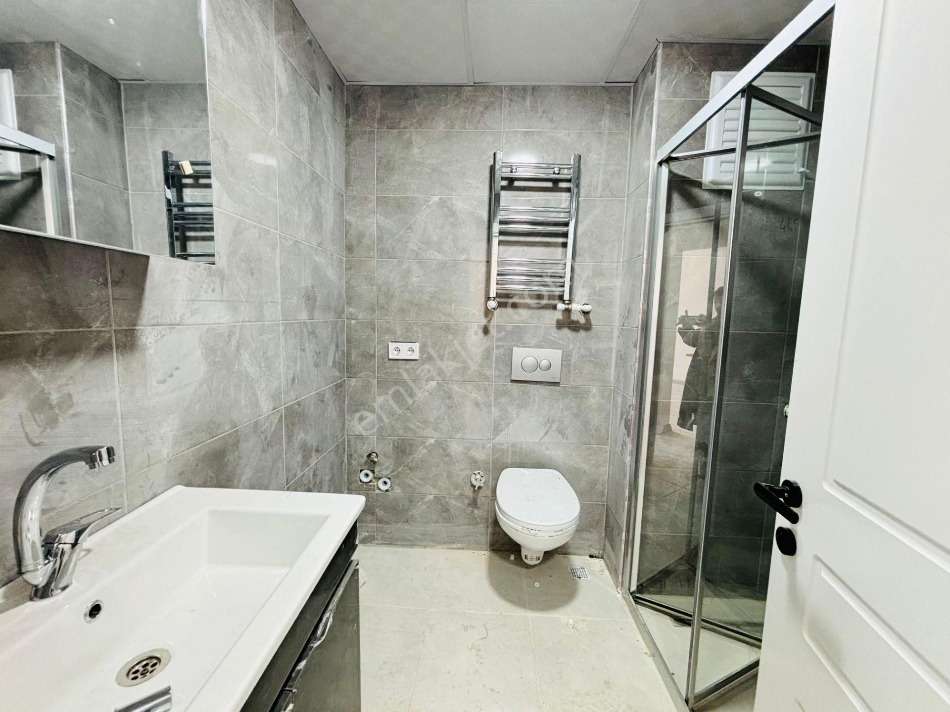 Güven'den Site İçerisinde 7/24 Güvenlikli Havuzlu Kiralık 1+1 Ev - Görsel 17