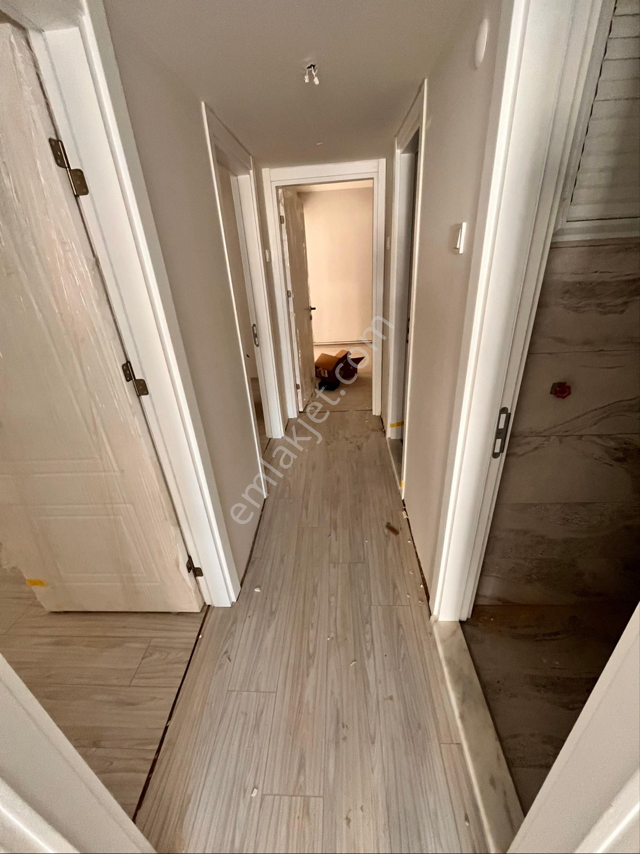 İnönü Cadde Üzerinde Otoparklı Asansörlü Arakat Full Bakımlı Köşe Daire - Görsel 26