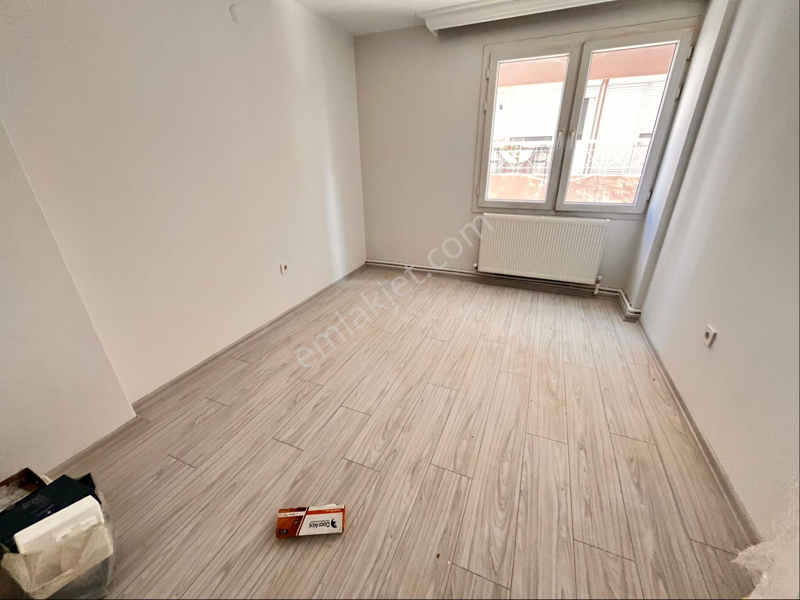 İnönü Cadde Üzerinde Otoparklı Asansörlü Arakat Full Bakımlı Köşe Daire - Görsel 23