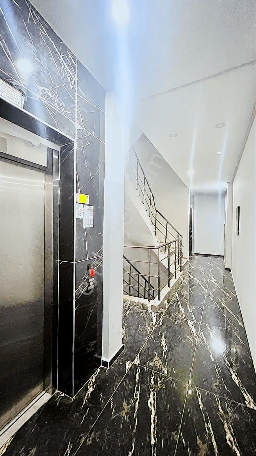 Davutlar Ana Caddede Full Eşyalı Geniş 2+1 - Görsel 20