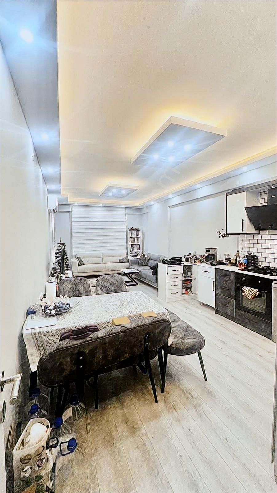 Davutlar Ana Caddede Full Eşyalı Geniş 2+1 - Görsel 12