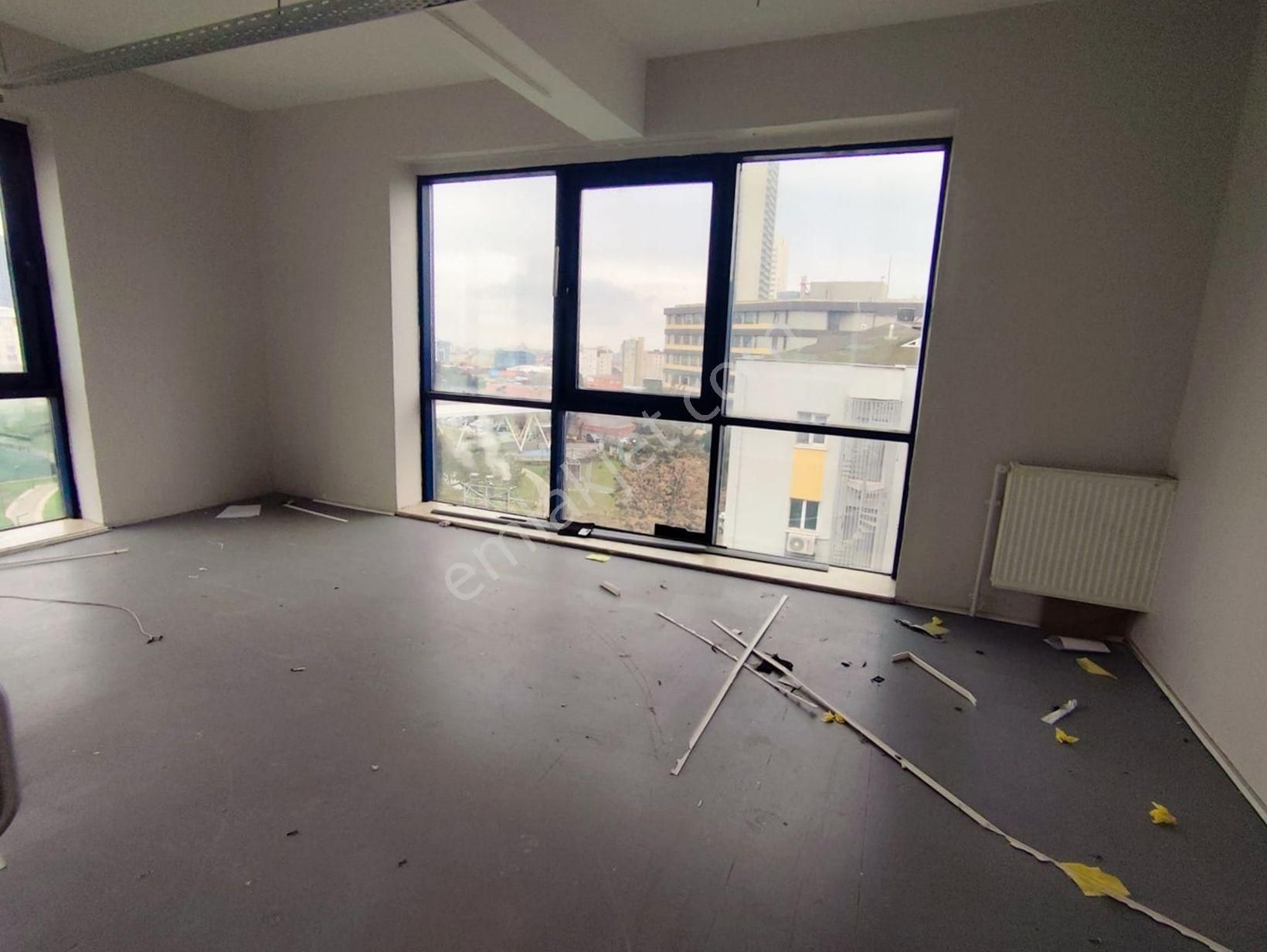 Mertcan Dan E5' Paralel 450m2 Kullanıma Hazır Kiralık İş Yeri - Görsel 18