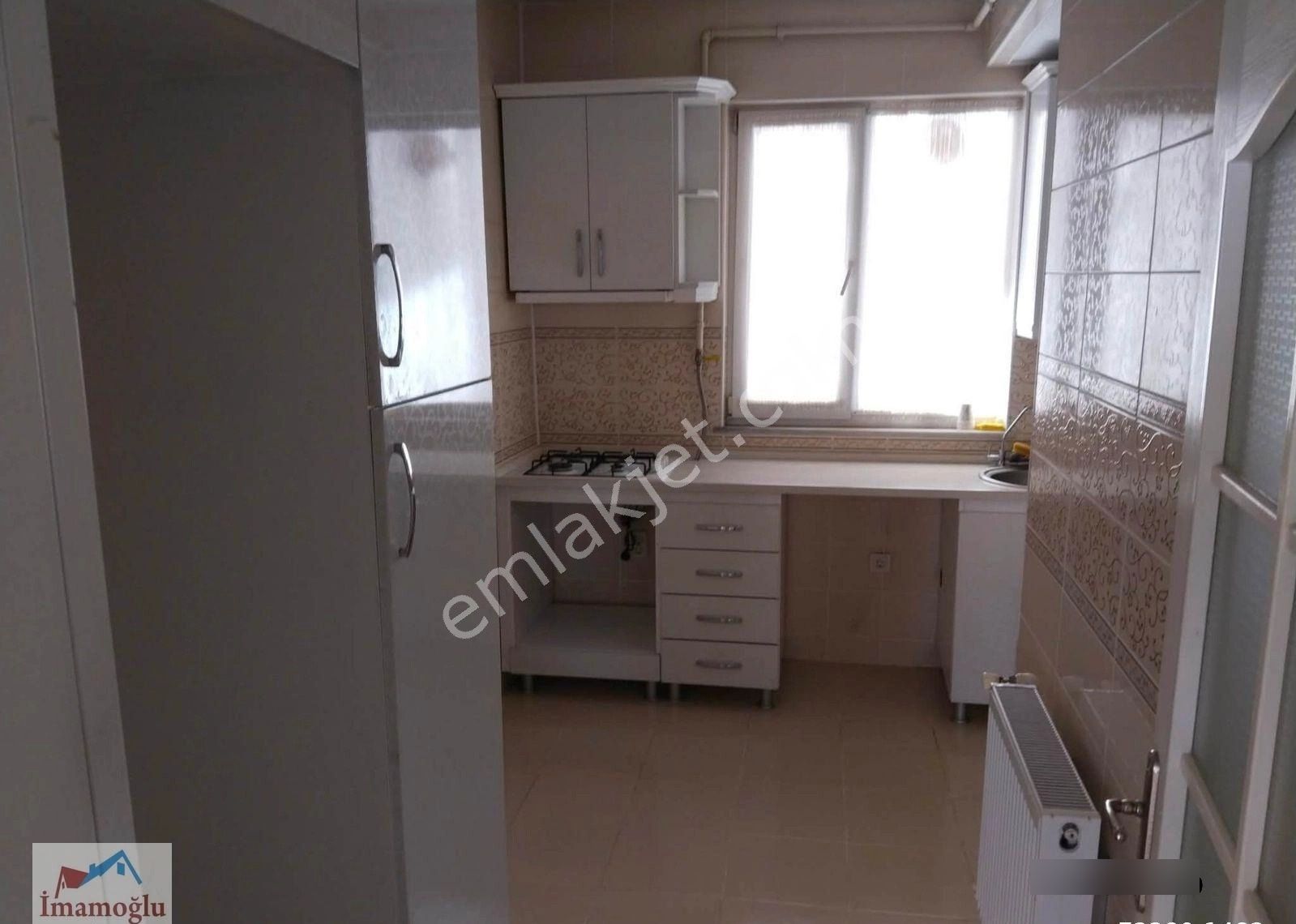 Çoban Çeşmede Kiralık Daire 3+1-3. Kat. 120 M2 - Görsel 3