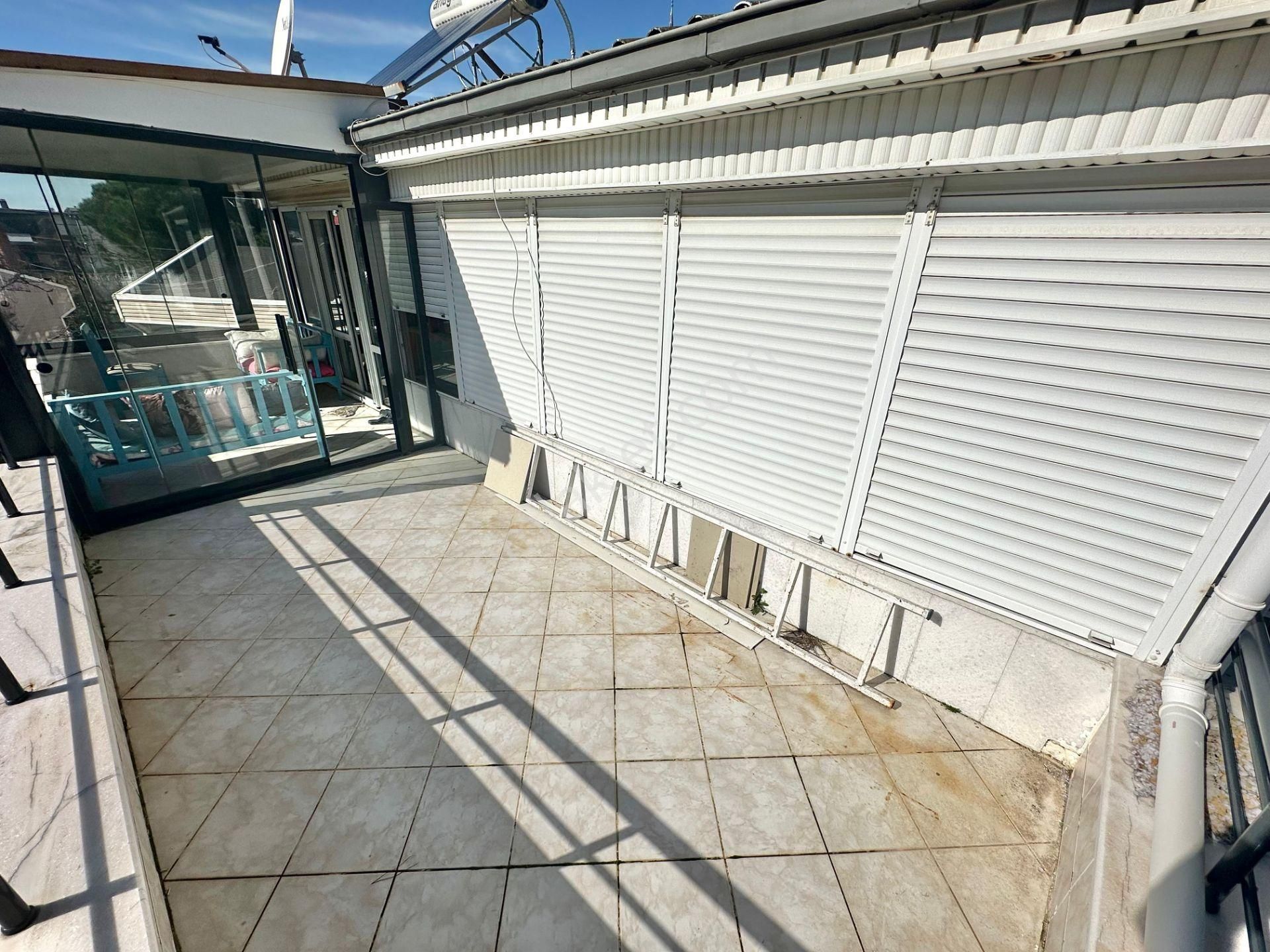 Tek Yetkili Home And Car'dan Akçayda Denize 50 Mt Müstakil Villa - Görsel 27
