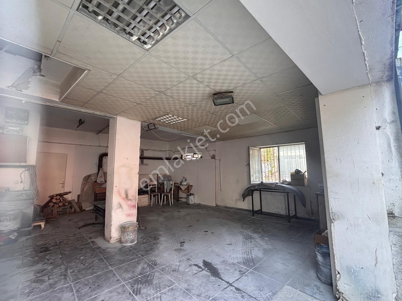 İzmir Konak Umurbeyde Satılık Arsa Değerinde Kargir Ev - Görsel 3