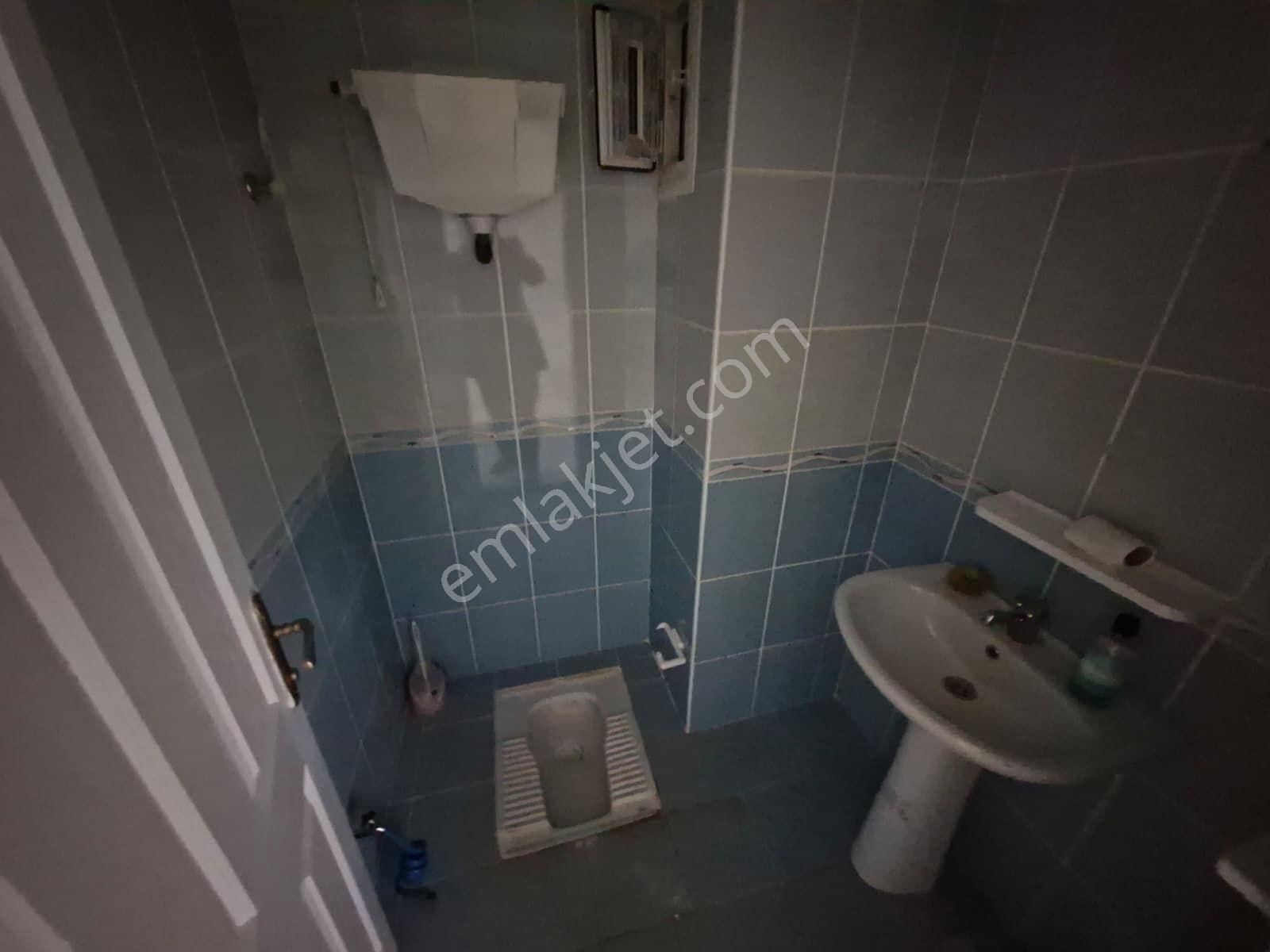 Yurt Mahallesinde Satılık 3+1 K.mutfak Han Gibi Geniş Daire - Görsel 25