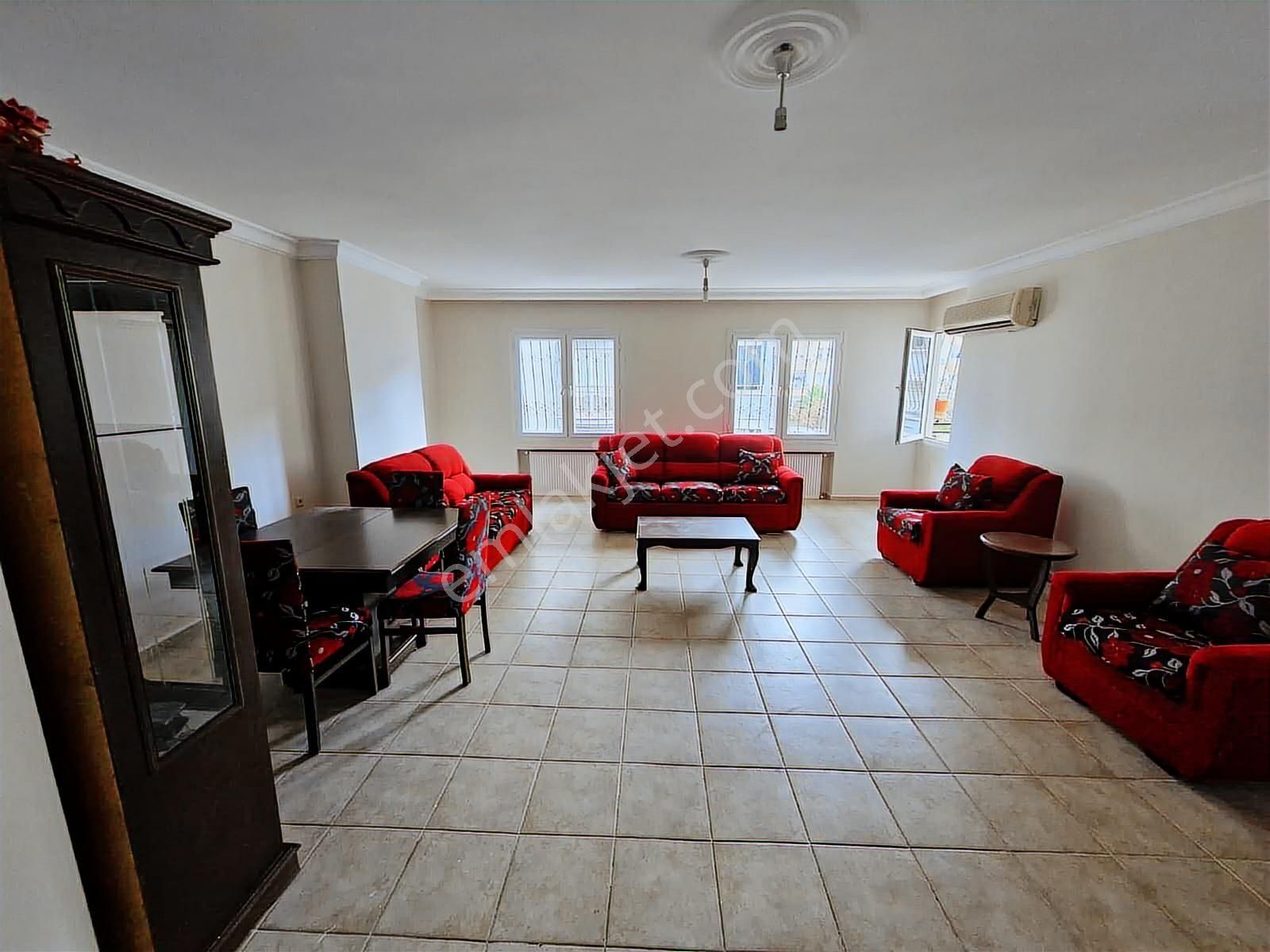 Yurt Mahallesinde Satılık 3+1 K.mutfak Han Gibi Geniş Daire - Görsel 34