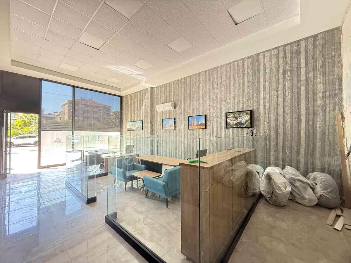 Beylikdüzü Azur Marmara İçinde Yeşilyurt Caddesinde Kiralık Dükkan - Görsel 3