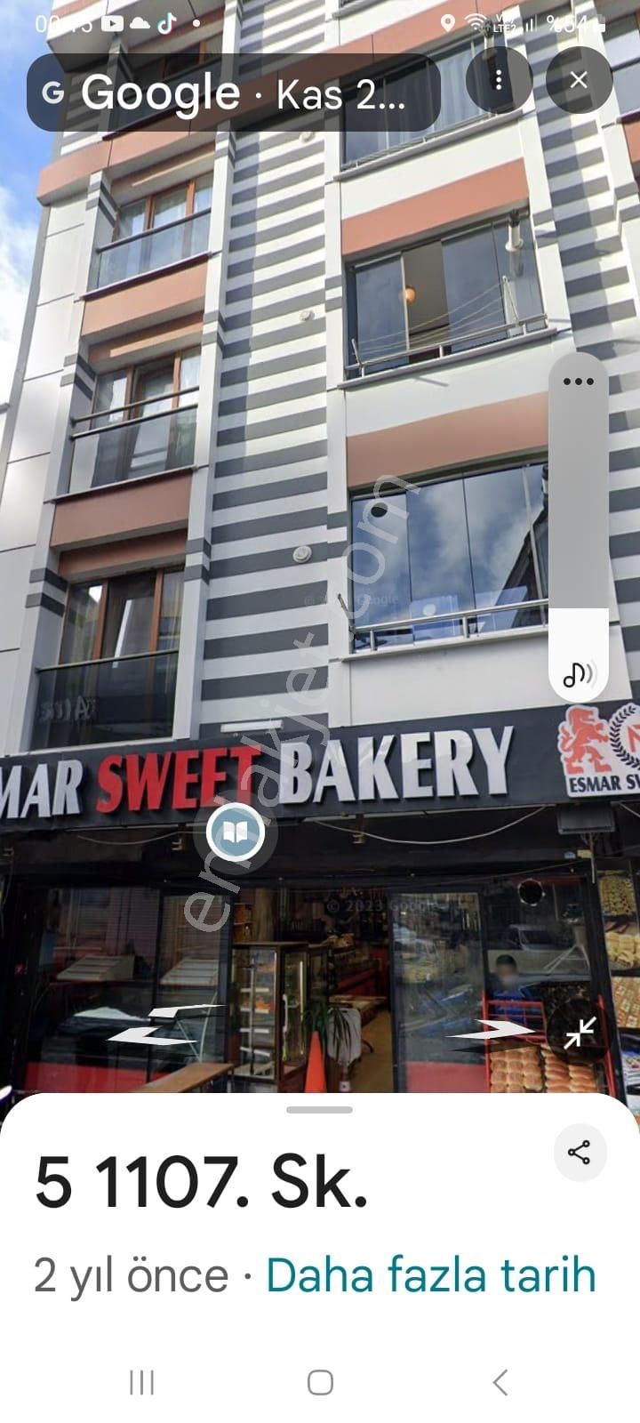 Meydanda 2+1 Ebeveyn Banyolu Lüks Daire