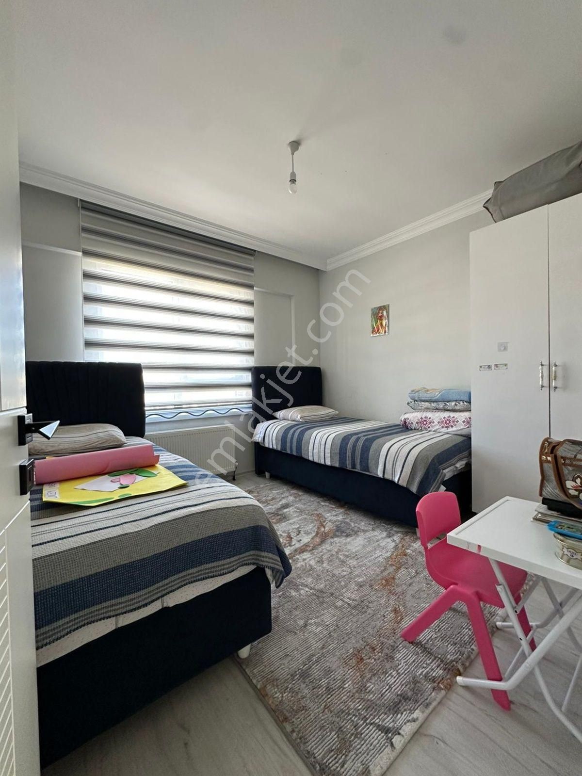 Başpınar'da Cadde Üzr. Full Yapılı Teras Balkonlu 3+1 Satılık !! - Görsel 15