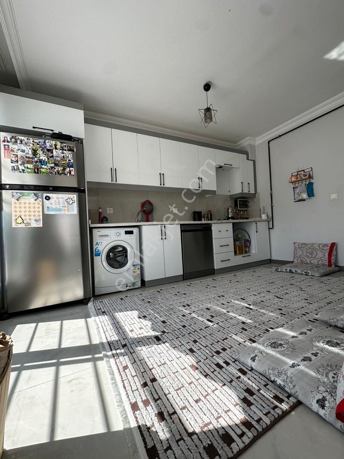 Başpınar'da Cadde Üzr. Full Yapılı Teras Balkonlu 3+1 Satılık !! - Görsel 5