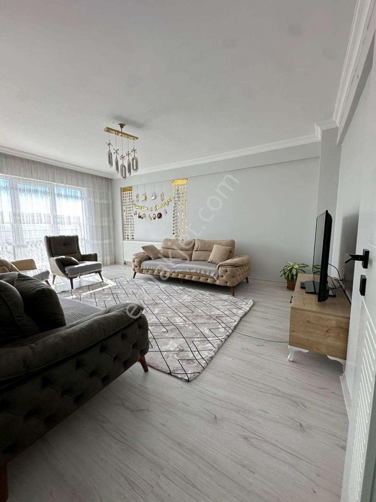 Başpınar'da Cadde Üzr. Full Yapılı Teras Balkonlu 3+1 Satılık !! - Görsel 7