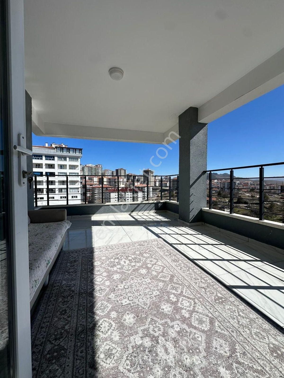 Başpınar'da Cadde Üzr. Full Yapılı Teras Balkonlu 3+1 Satılık !! - Görsel 35