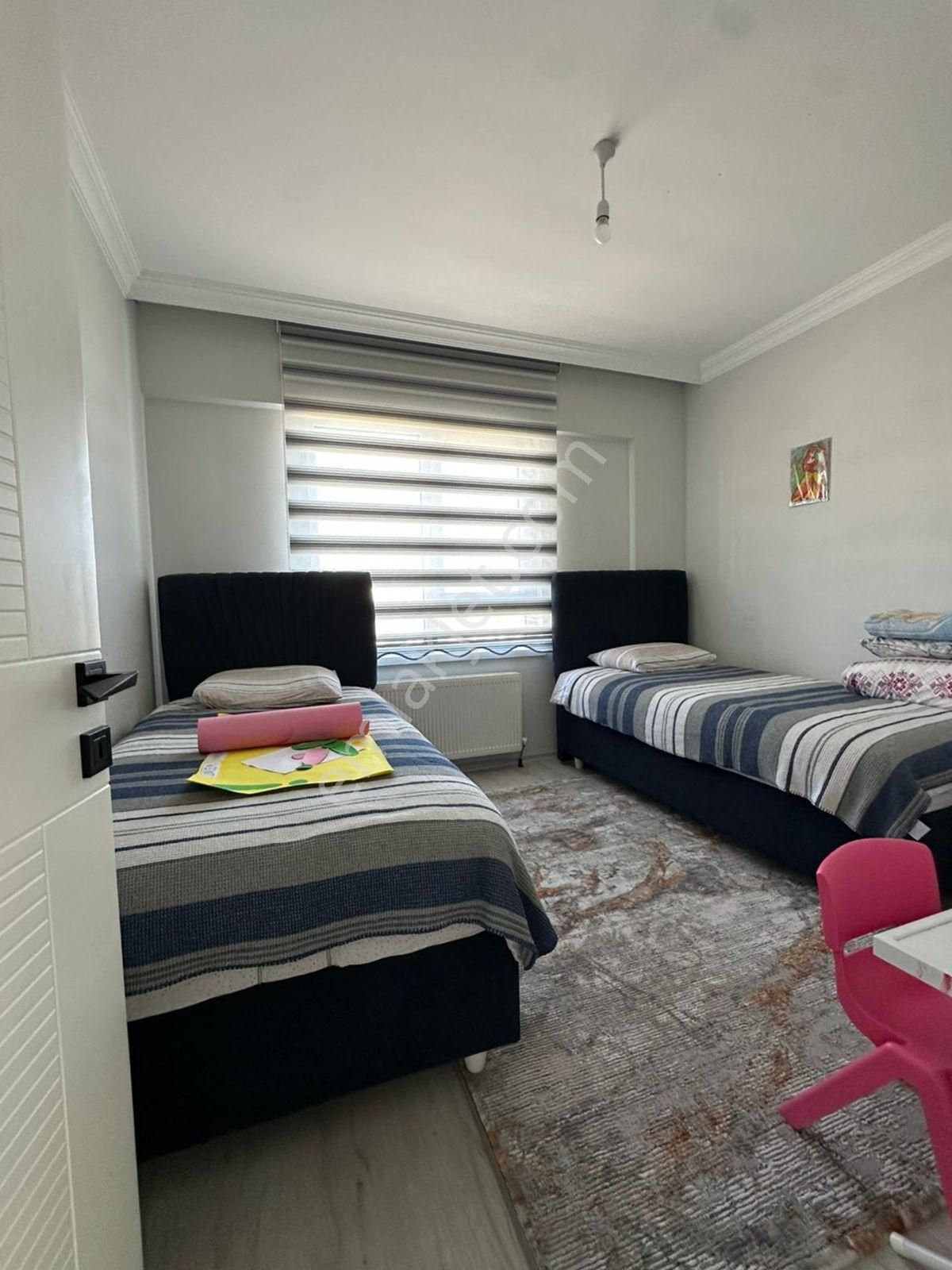 Başpınar'da Cadde Üzr. Full Yapılı Teras Balkonlu 3+1 Satılık !! - Görsel 14