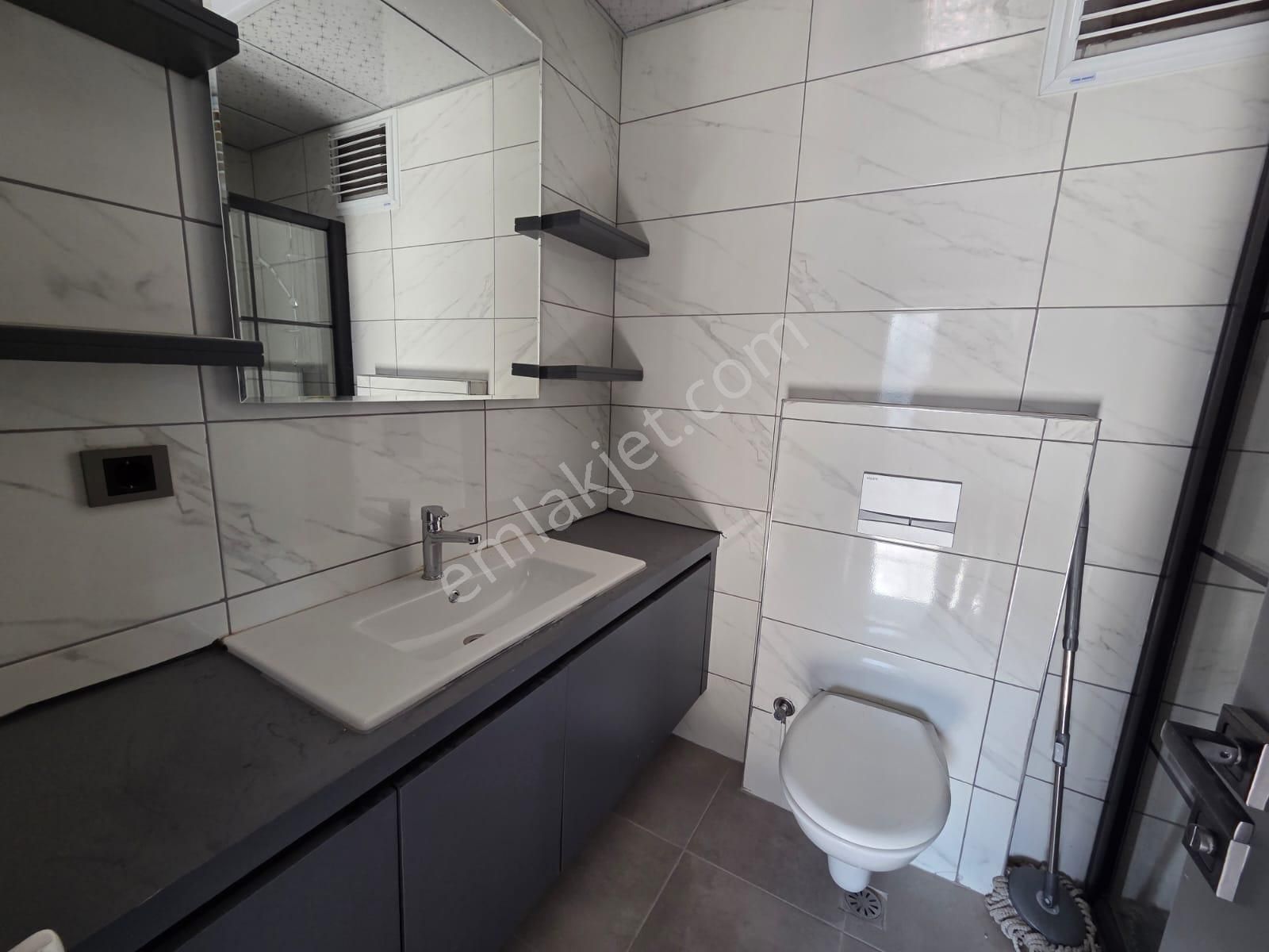 Karınca'dan Tece'de 3 Cepheli Havuzlu Giyinme Odalı 2+1 Satılık - Görsel 13