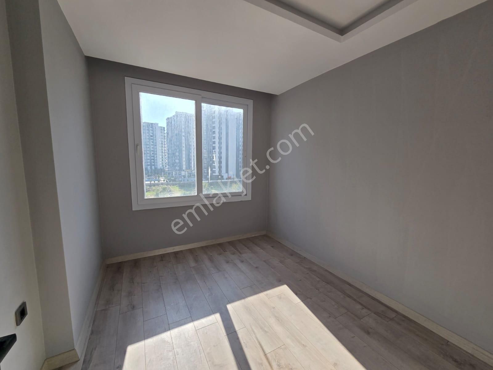 Karınca'dan Tece'de 3 Cepheli Havuzlu Giyinme Odalı 2+1 Satılık - Görsel 11