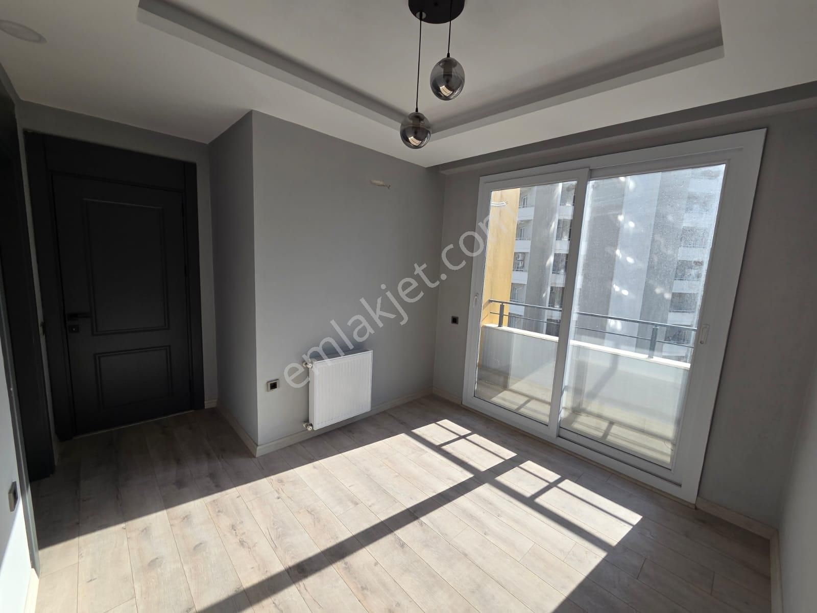 Karınca'dan Tece'de 3 Cepheli Havuzlu Giyinme Odalı 2+1 Satılık - Görsel 6